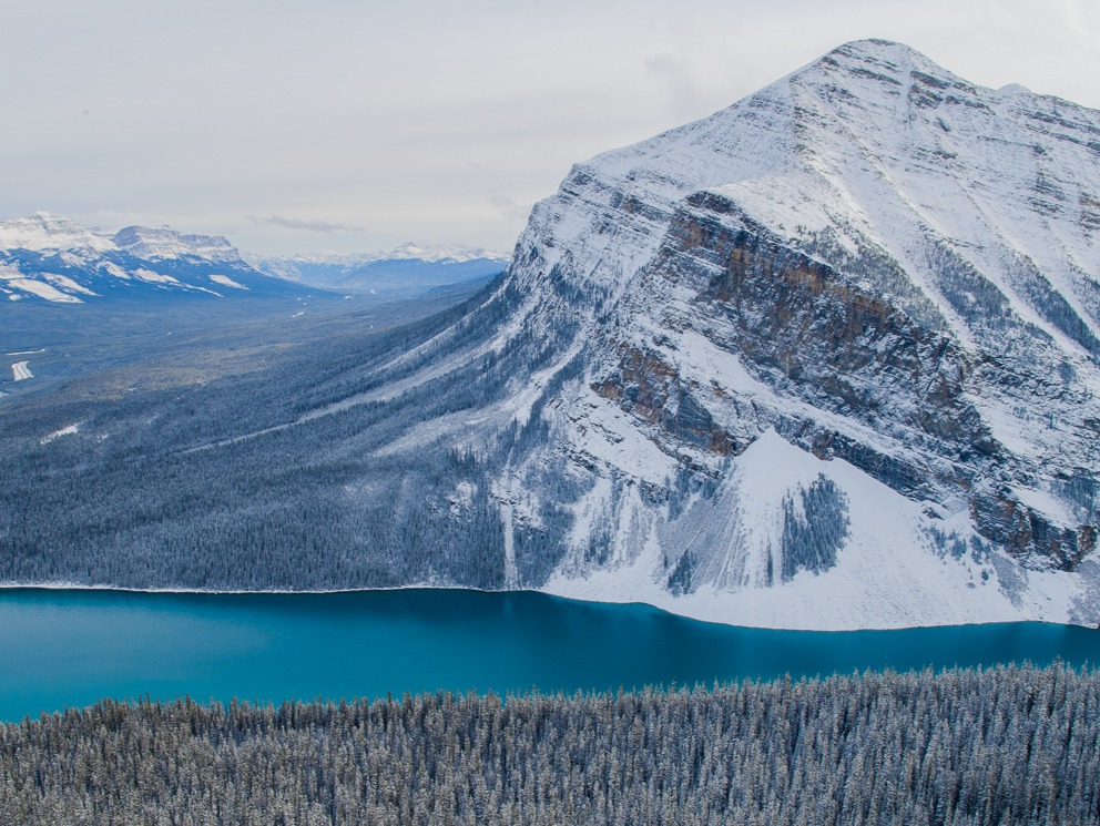 Shuttle Service between Canmore, Banff, Moraine Lake, Lake Louise
