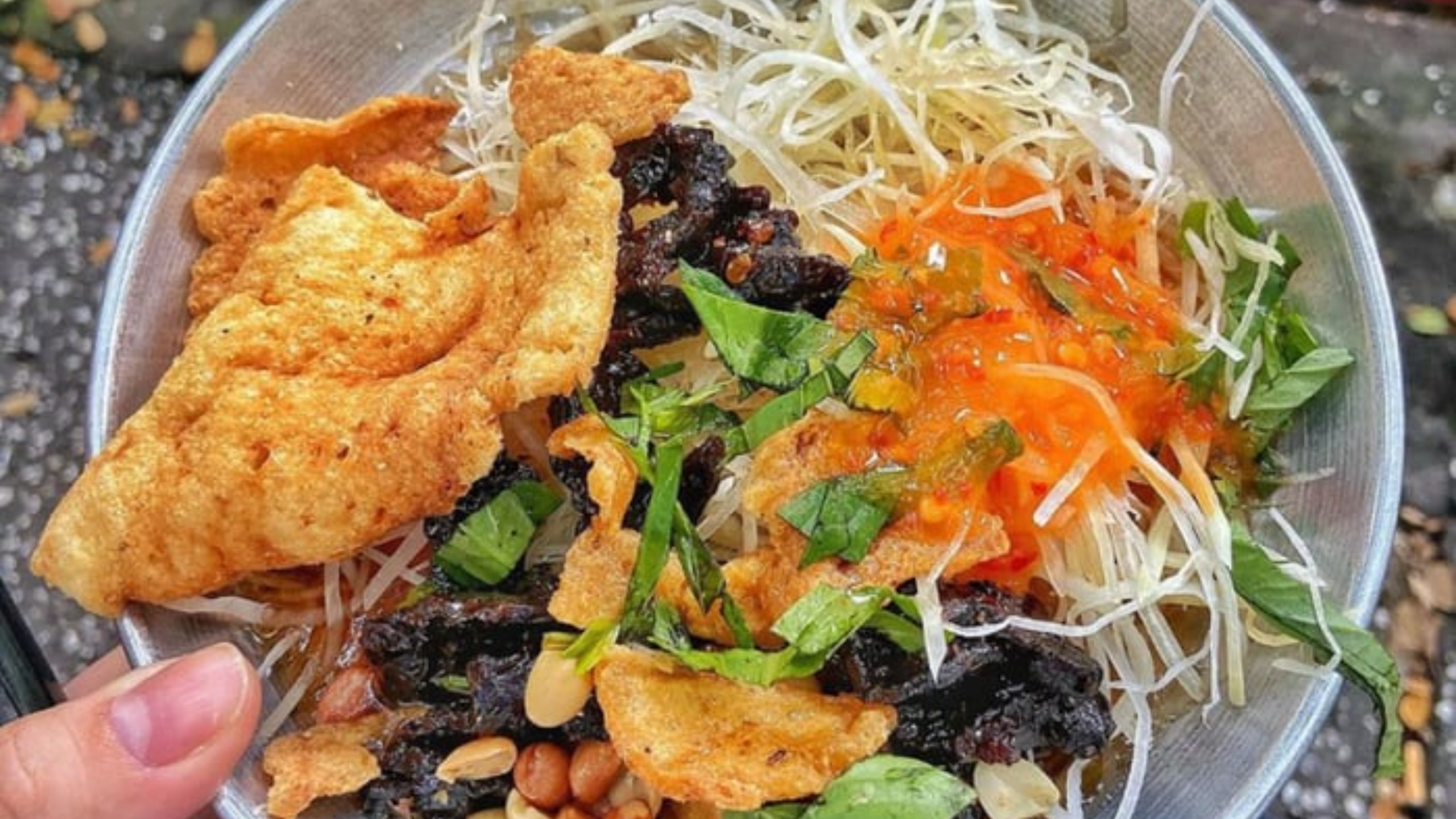 Saigon Foodie Half Day Tour by My Proguide