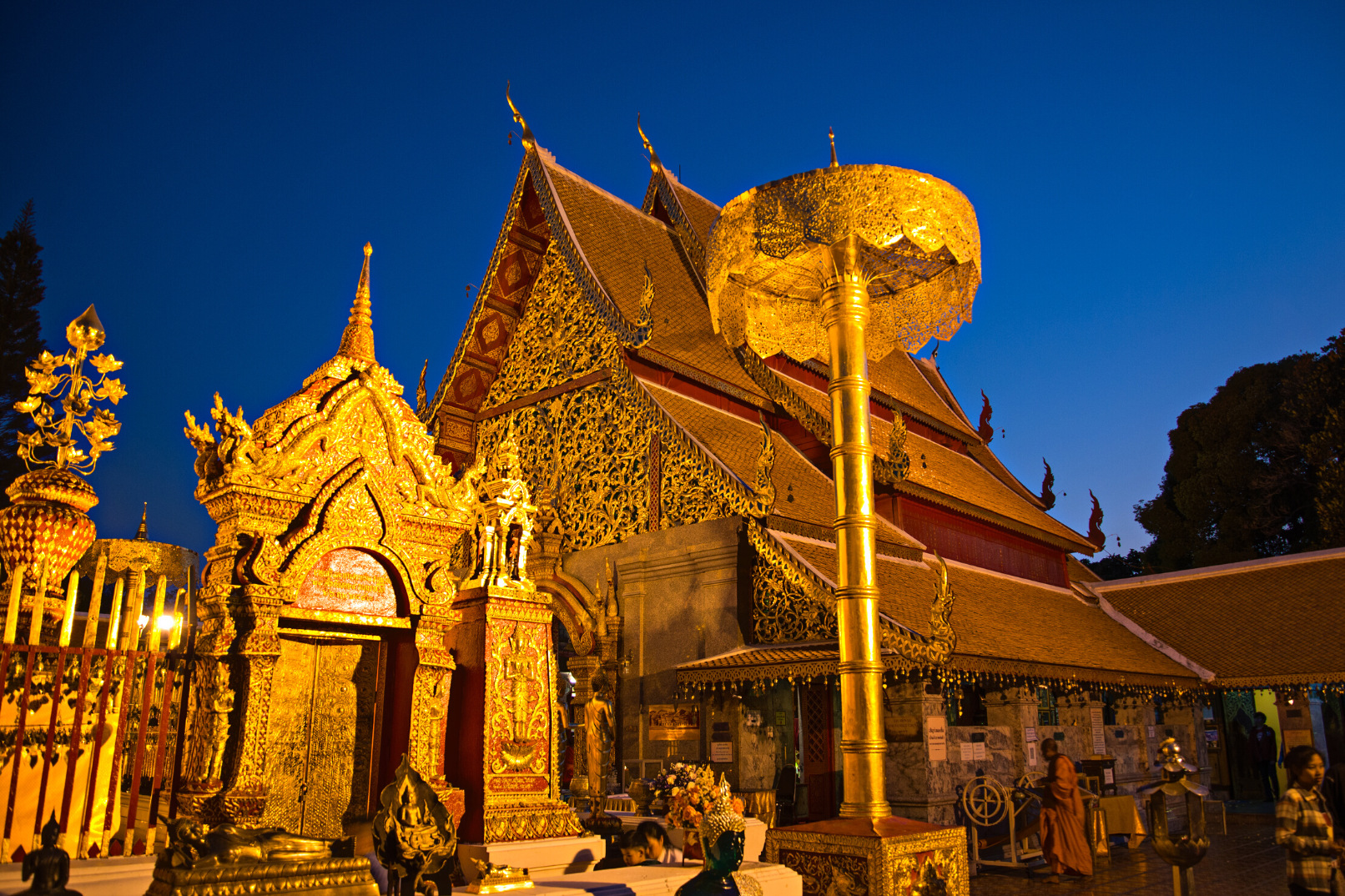 清邁素帖寺＆悟孟寺夜遊之旅