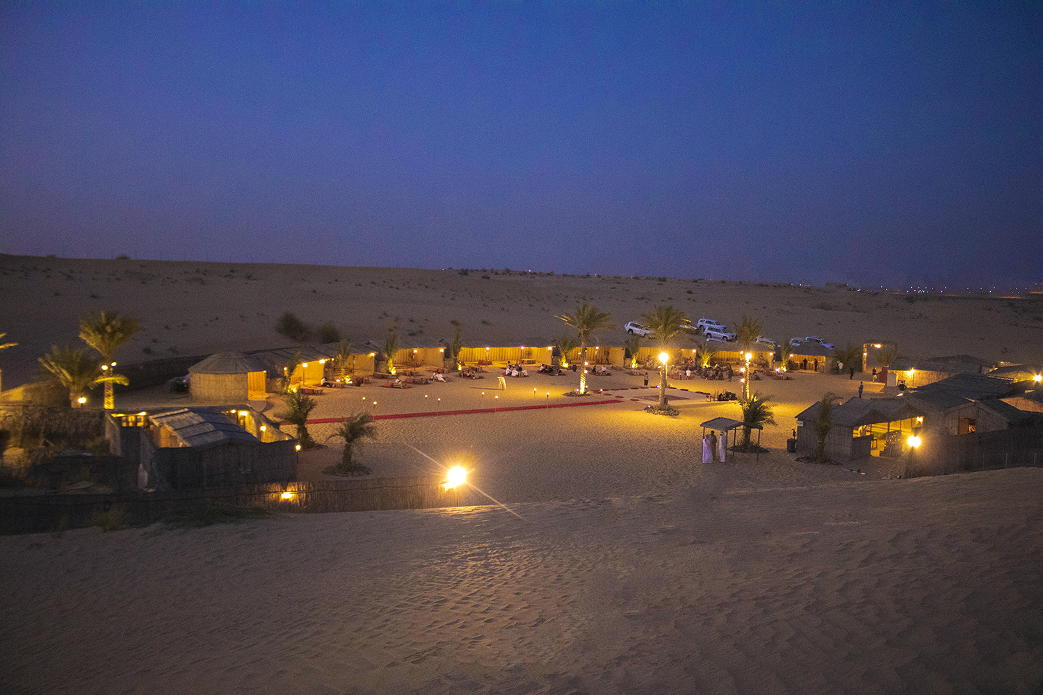 Dubai Overnight Desert Safari in Igloo Tents