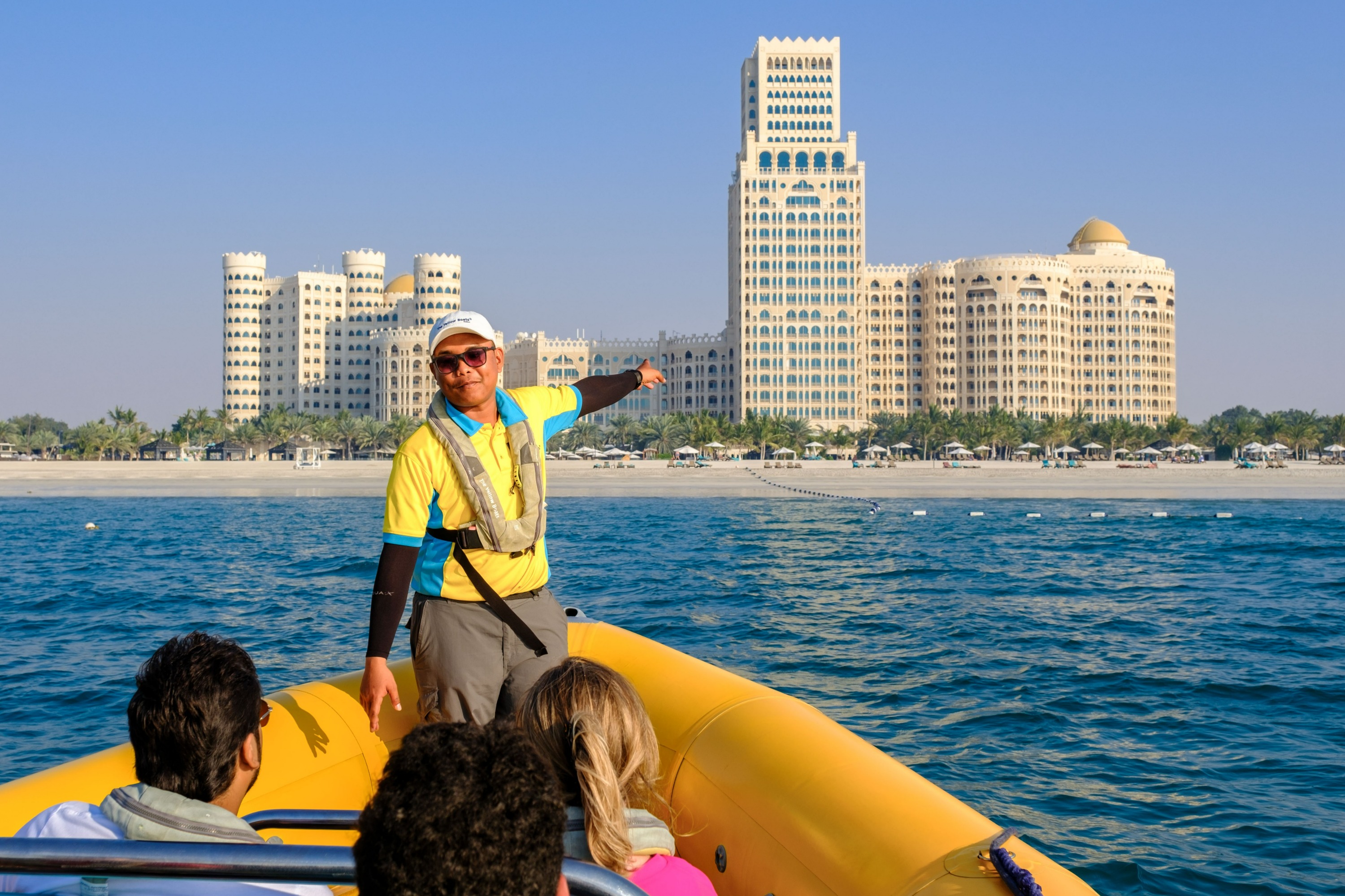 ラアスアルハイマ 観光ボートツアー