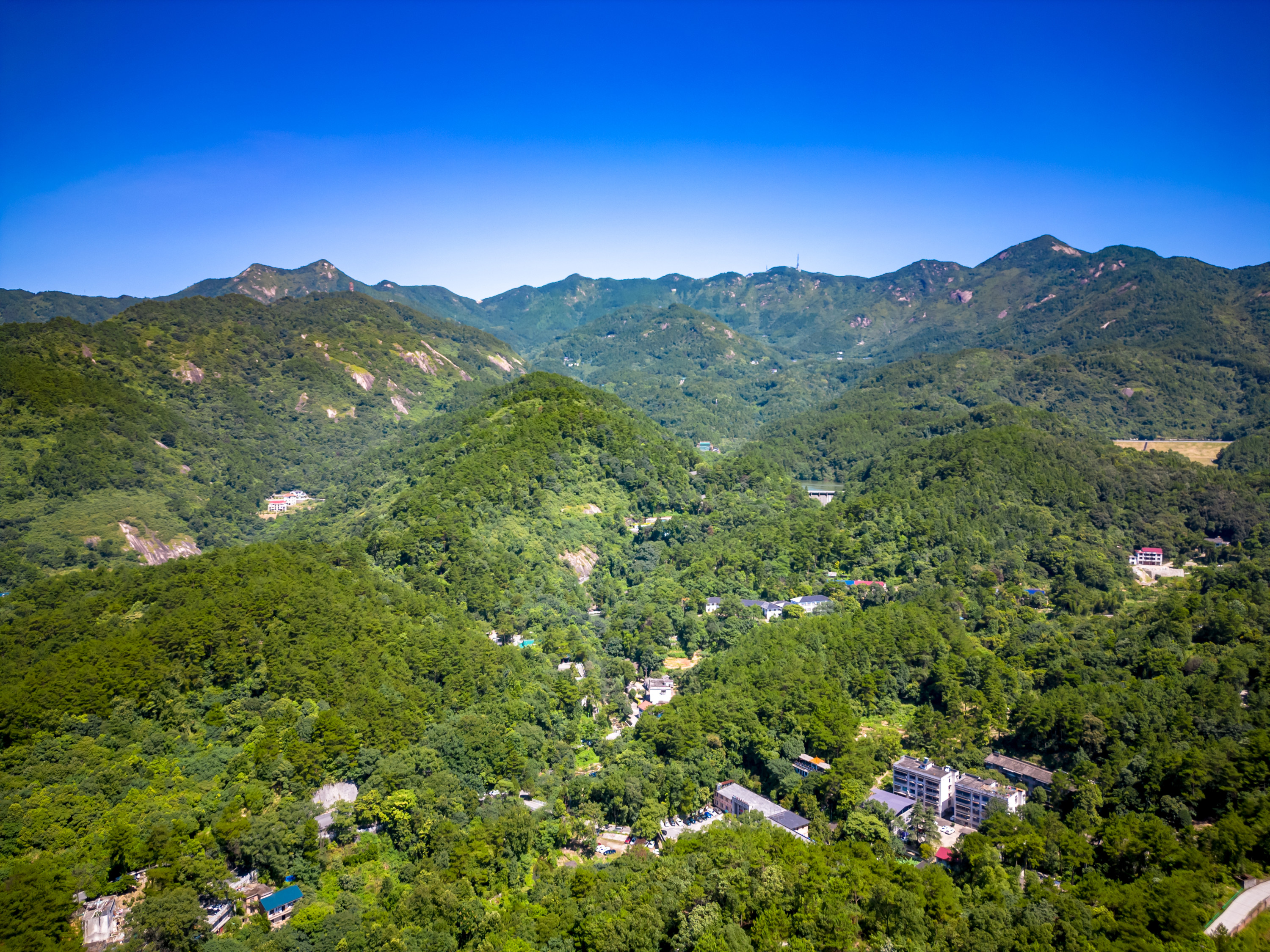 Mount Heng, Southern Hengshan VIP Small Group Day Tour (2-15 People, Exclusive Driver-Guide)