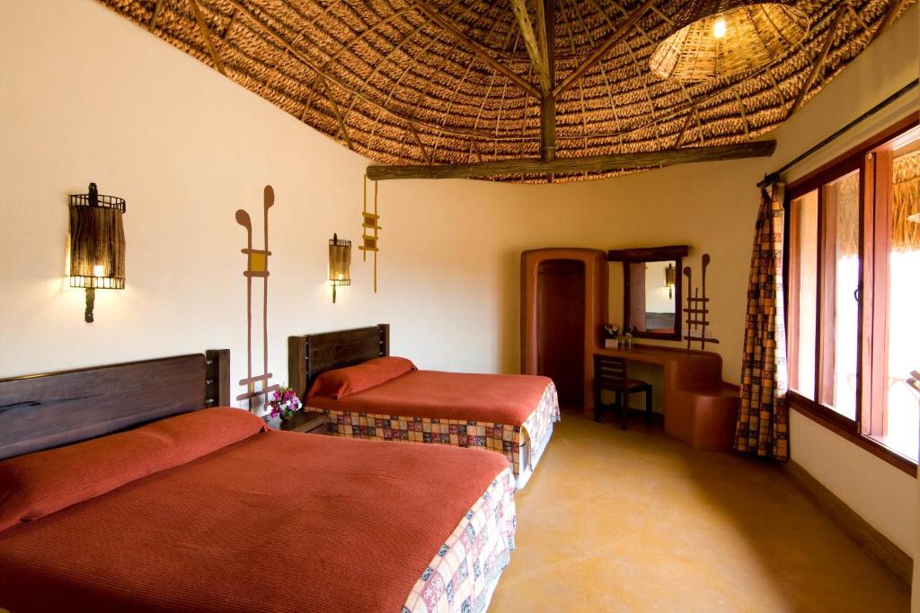 5 Days Amboseli Tsavo West & East Safari.