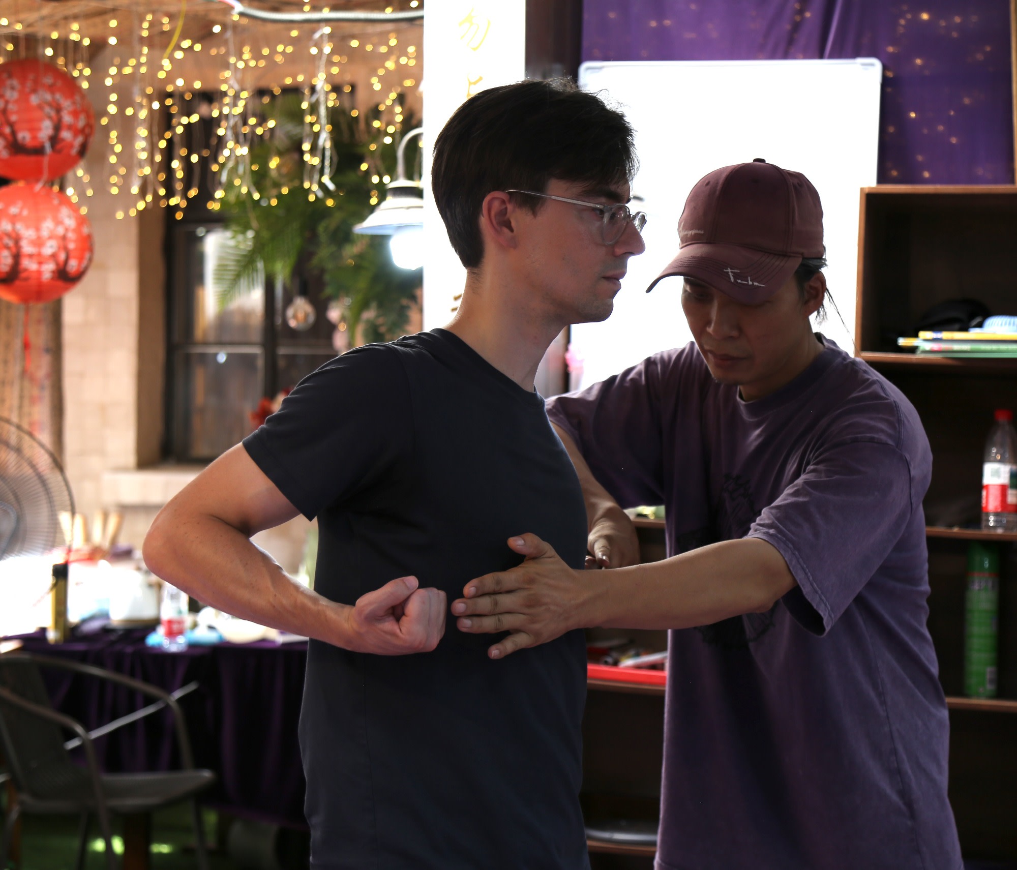 Wing Chun Experience: Discover the Art of Inner Power and Precision 