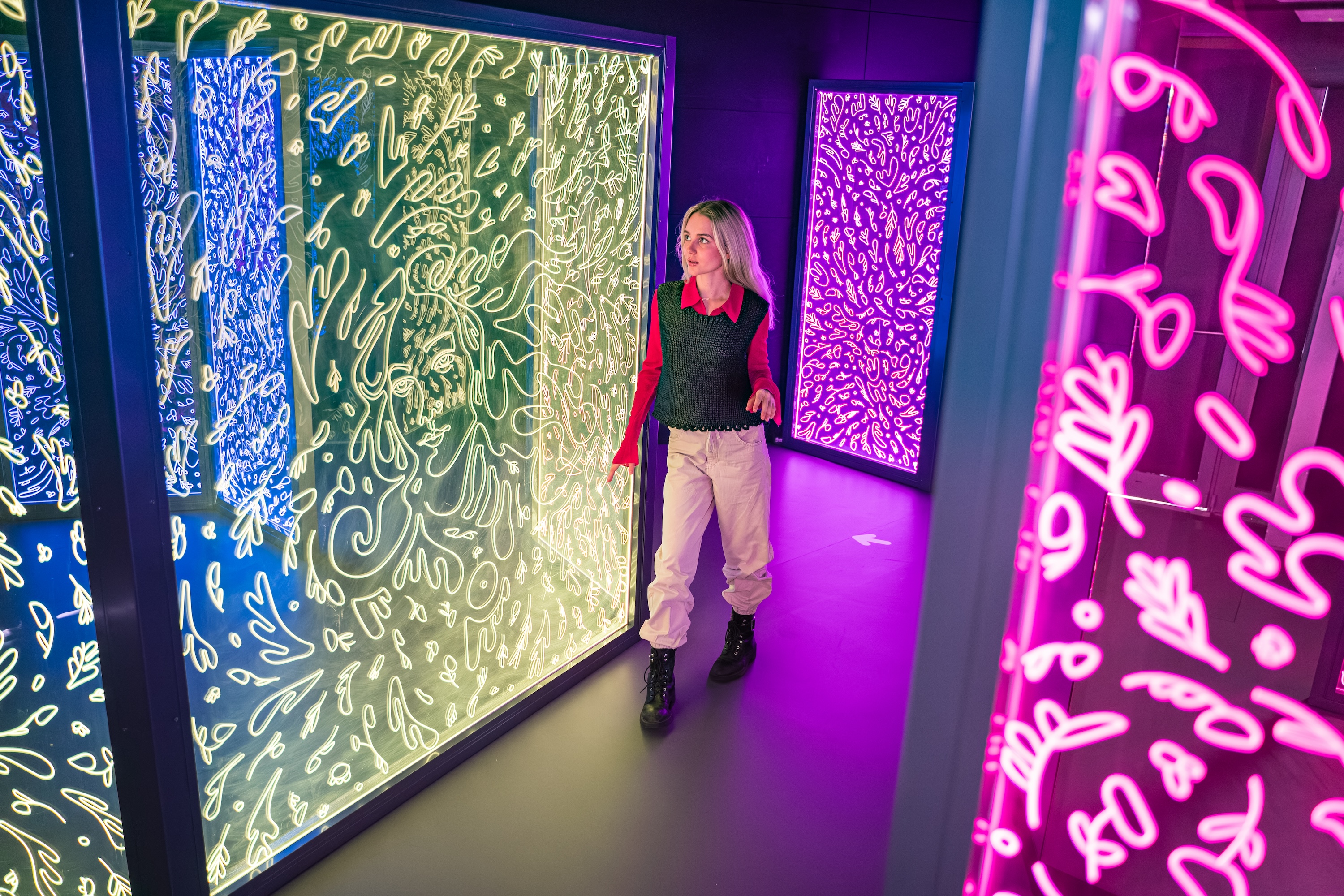 IKONO Barcelona Immersive Experience