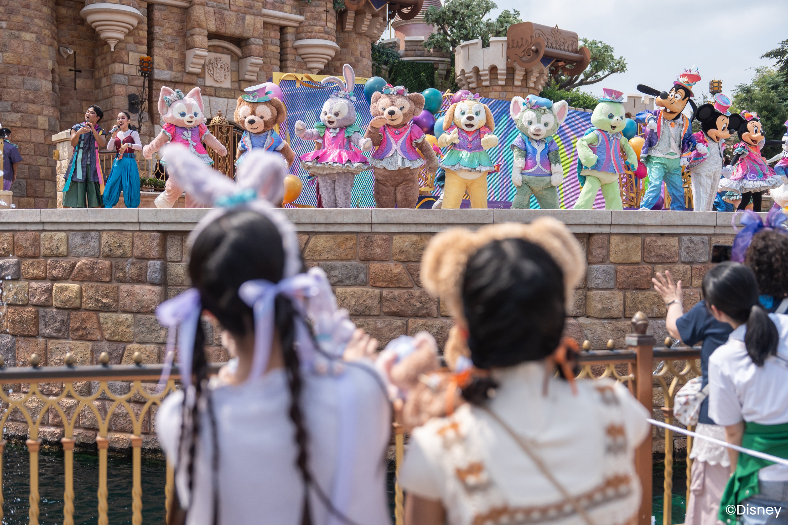 "Disney Friends Live: Party at the Castle!" castle show