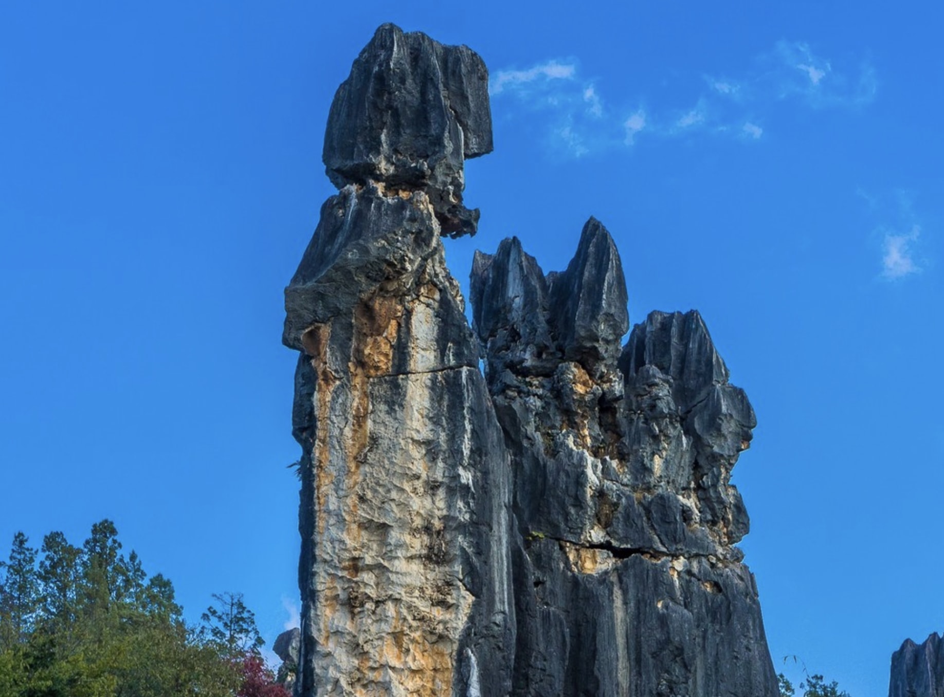 Kunming Private Tour of Stone Forest Park with Optional Activities