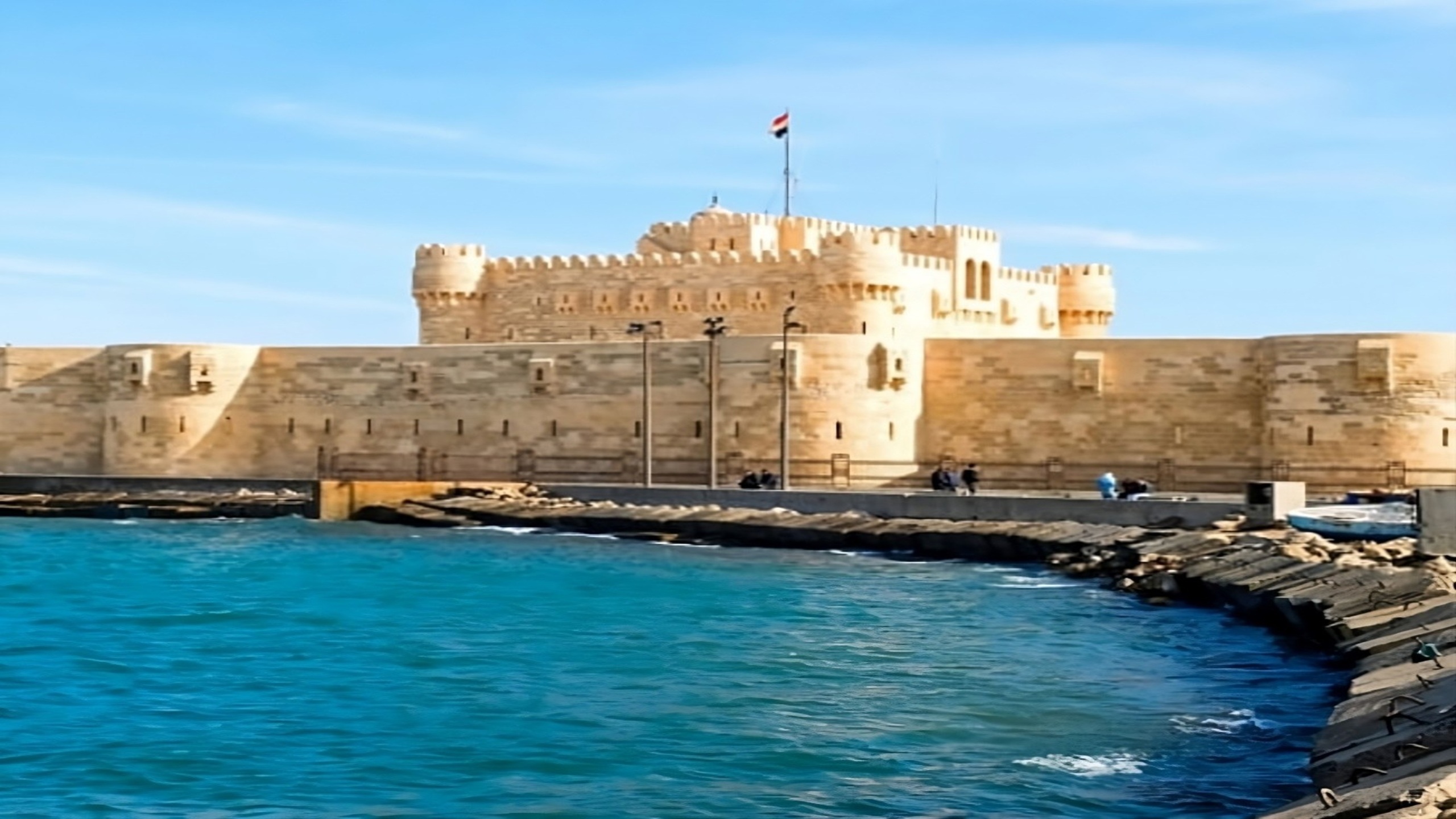 3 Days Tour of Pyramids , Cairo, Alex and Dinner Cruise.