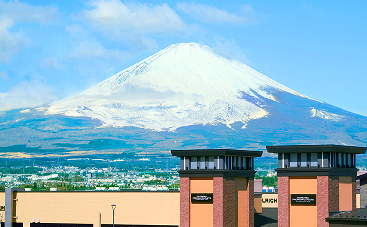 富士山五合+新倉山淺間公園+忍野八海+御殿場奧萊