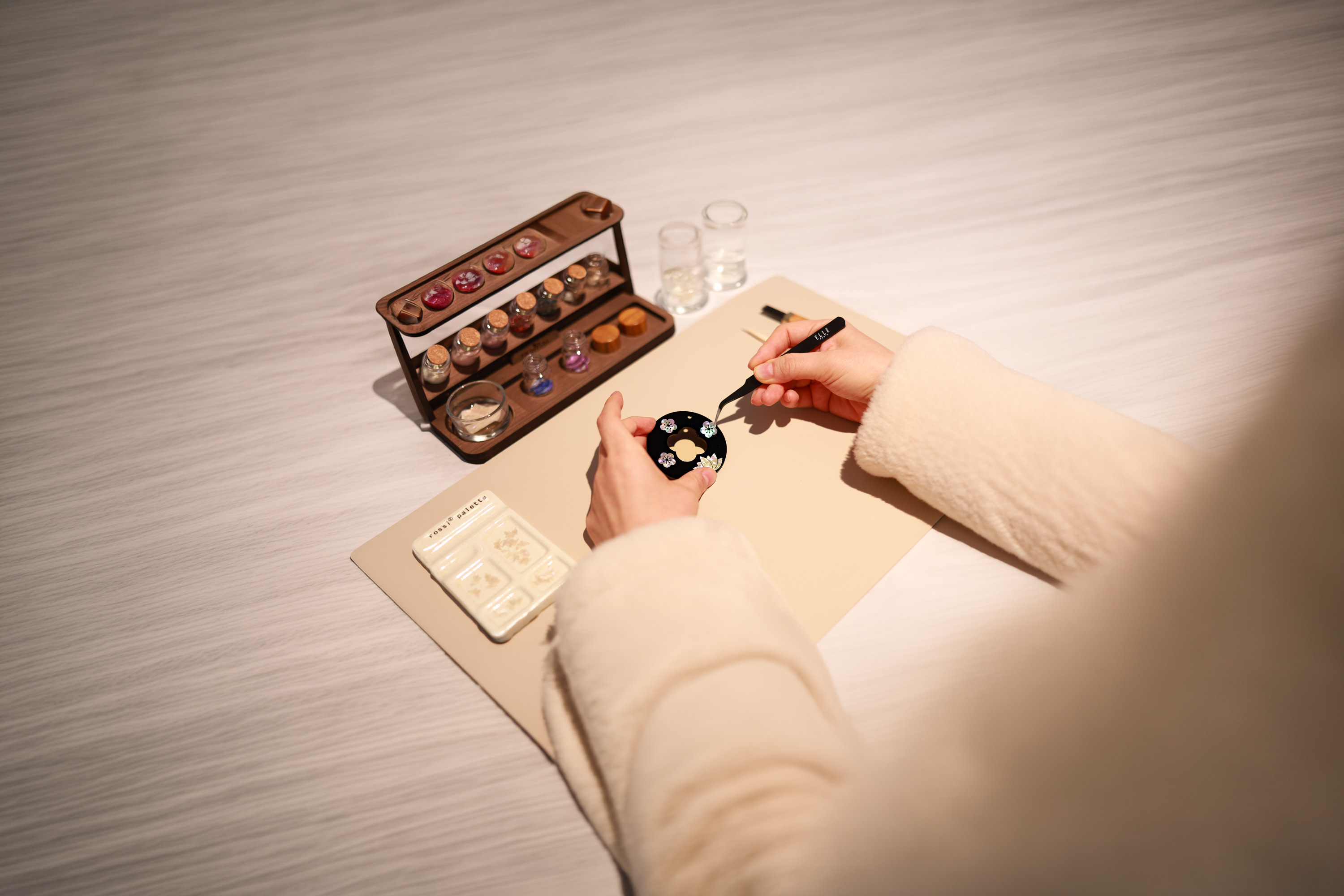 Record Your Own Seoul: Mother-of-Pearl Hanbok Acc in Myeong-dong