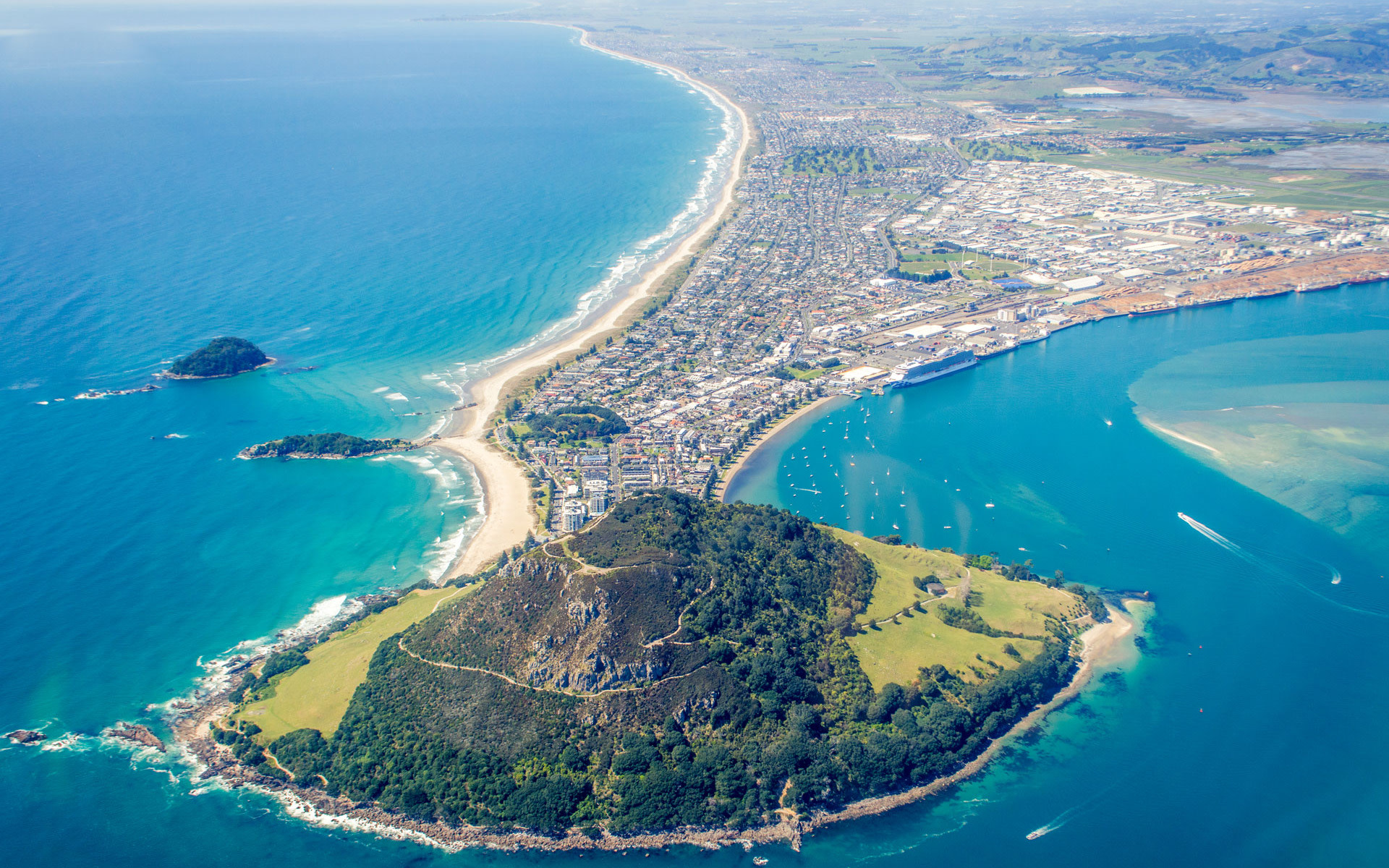 Mount Maunganui Scenic Flight Experience