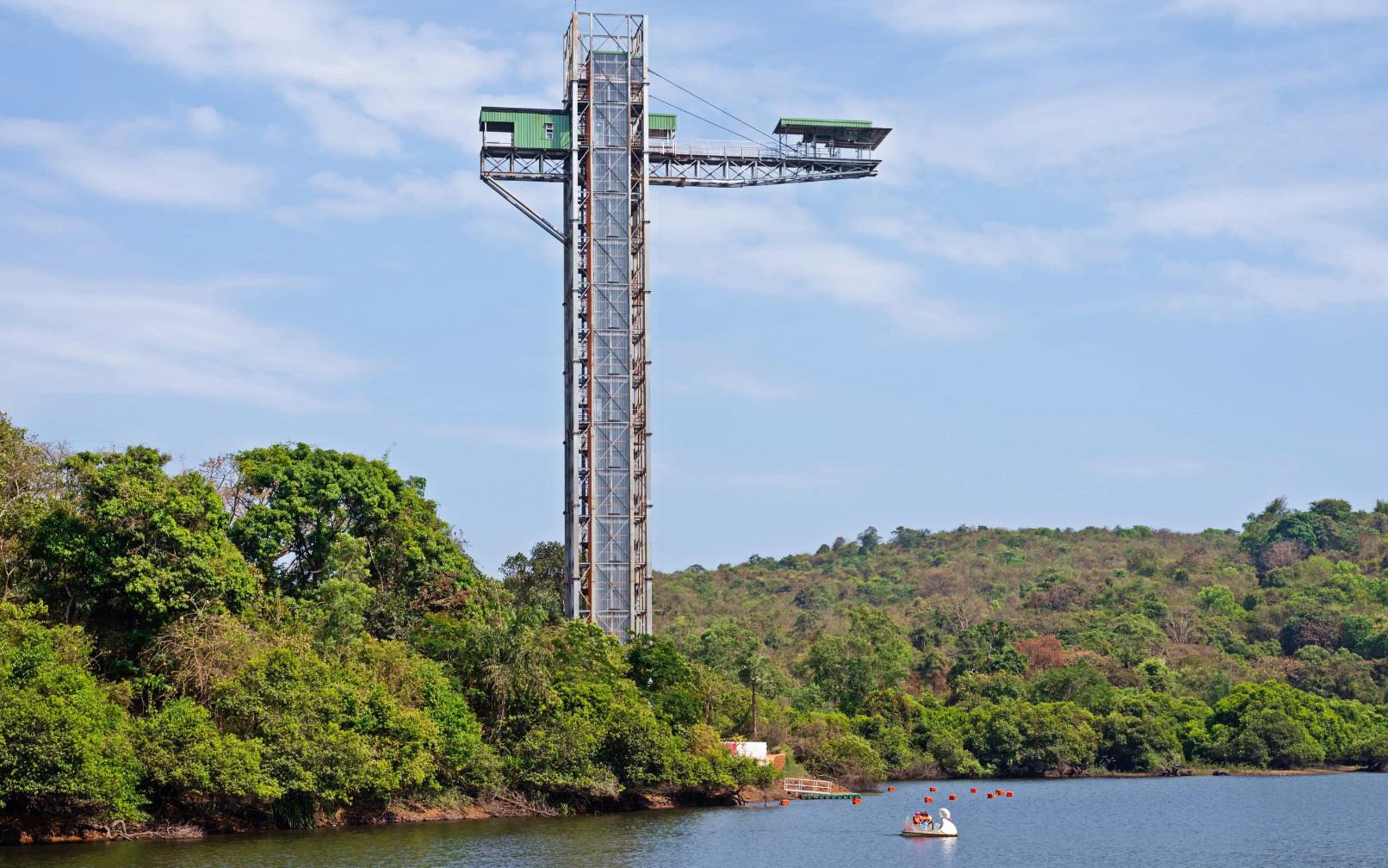 Goa: 61-Meter Bungee Jump