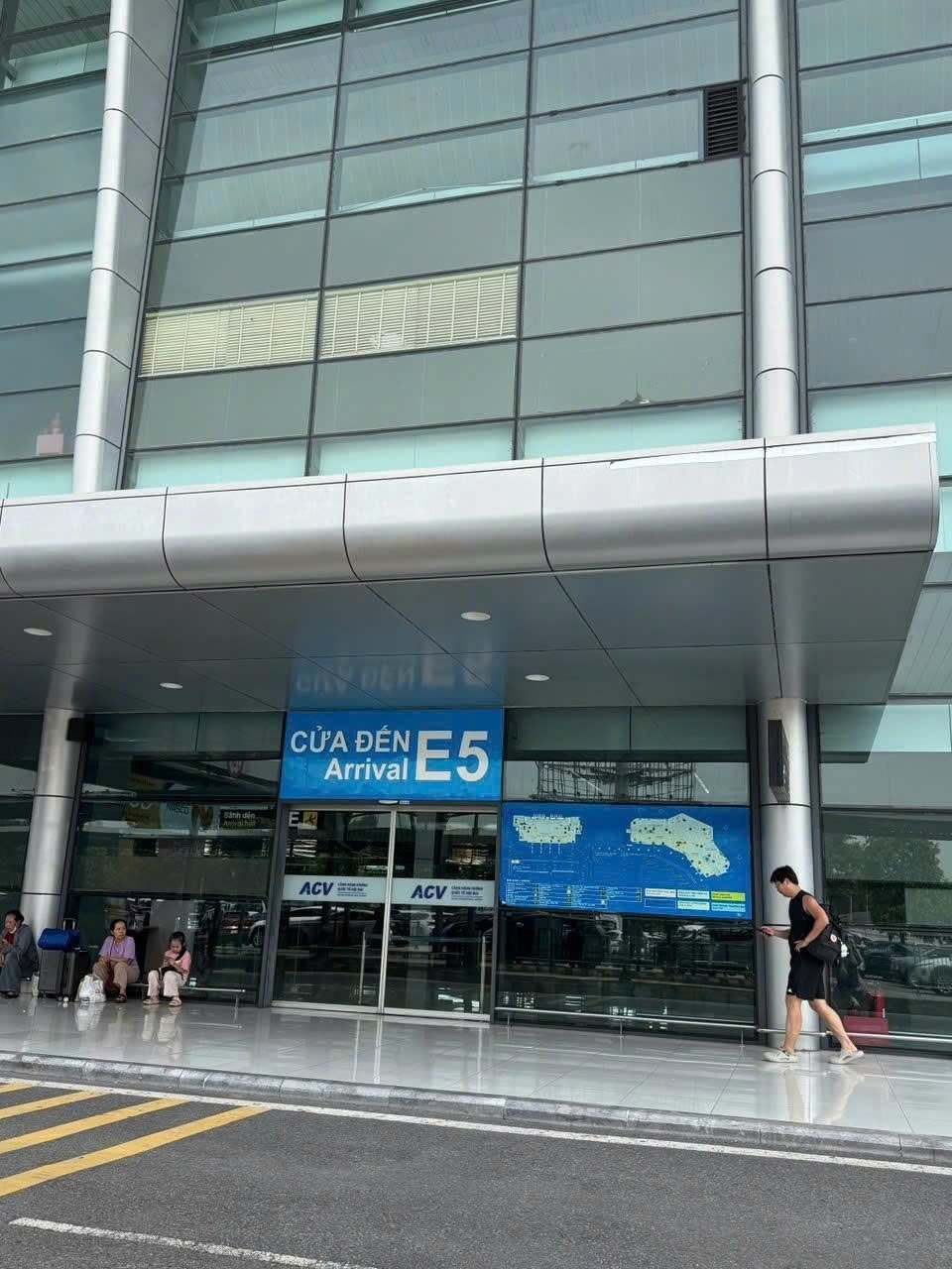 Noi Bai Airport - Ninh Binh