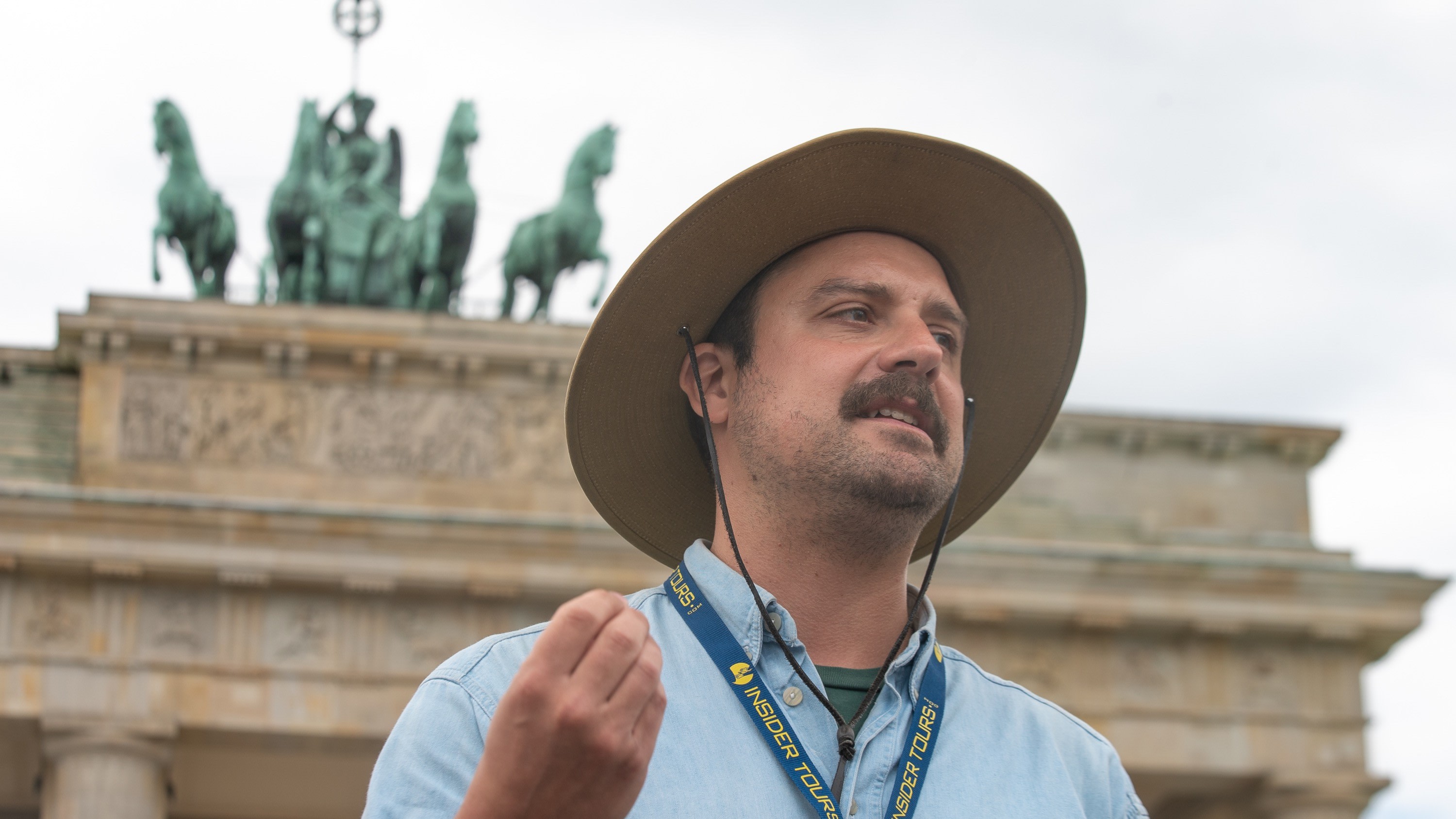 沉浸在柏林的歷史故事中，從古老的廣場到勃蘭登堡門等標誌性地標，等您一一探索。