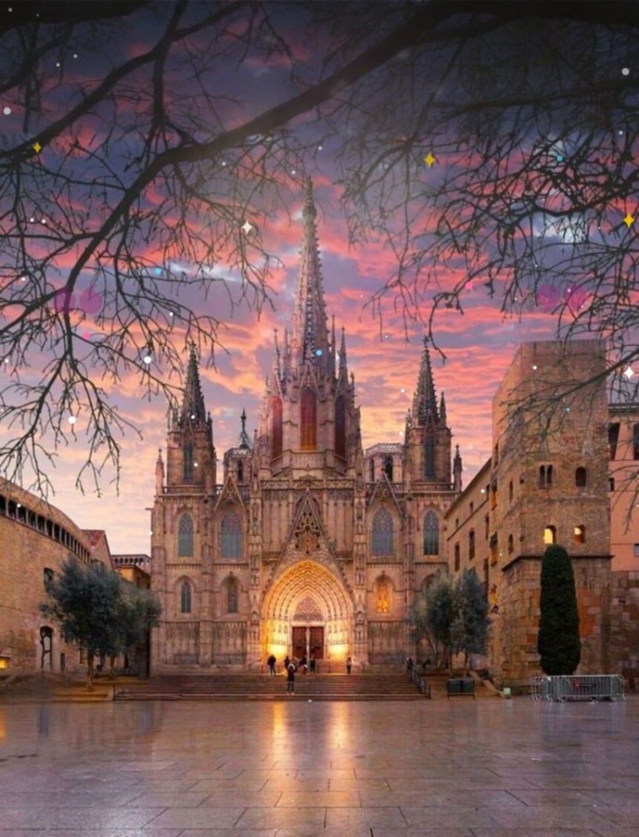 [Korean Guide] [Aura Tour] 💜Small Group + Churros💜 Gothic Quarter Night View Walking Tour with Music and Life Shots, Gaudi's Promenade