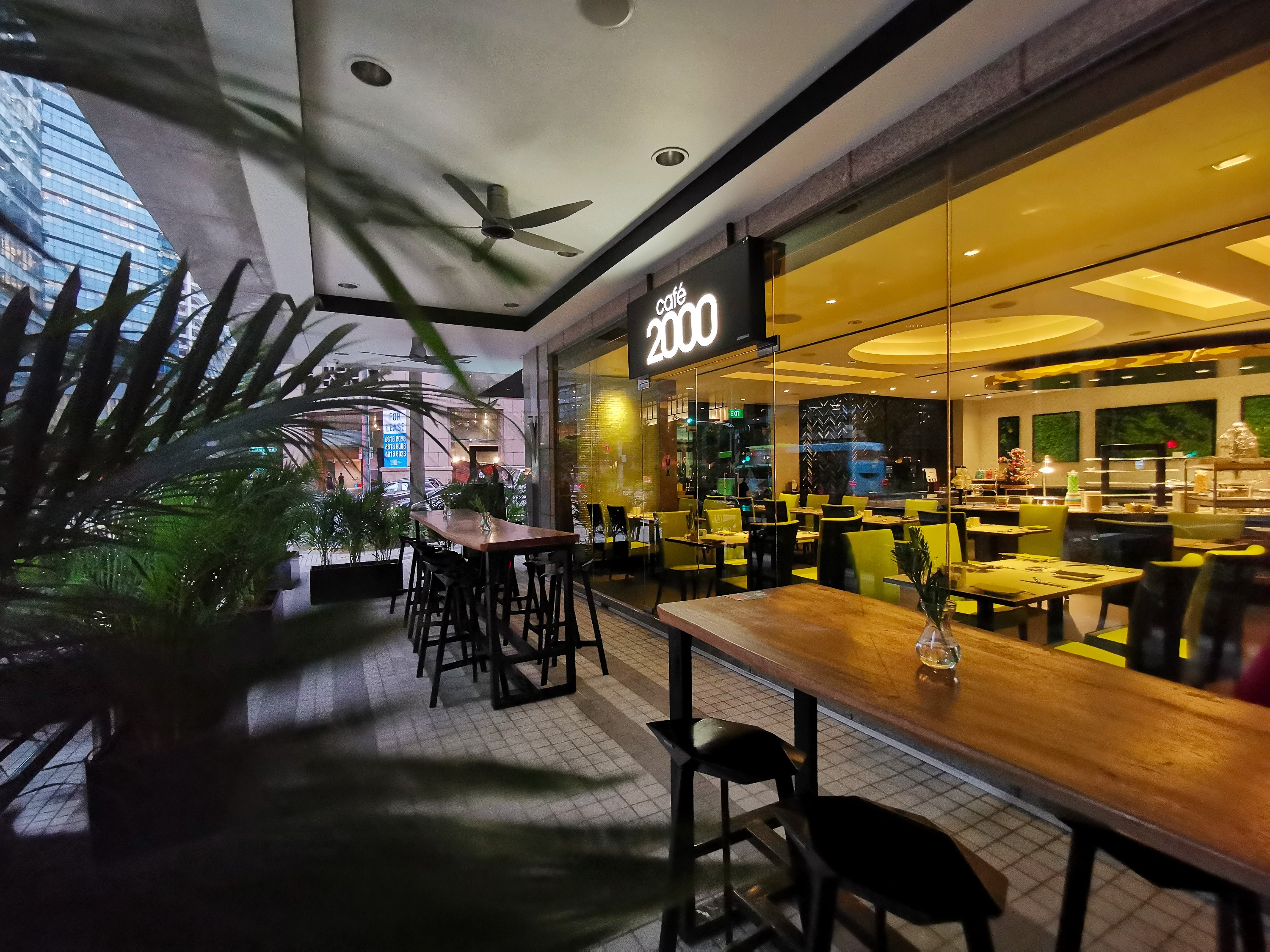 新加坡M酒店Cafe 2000
