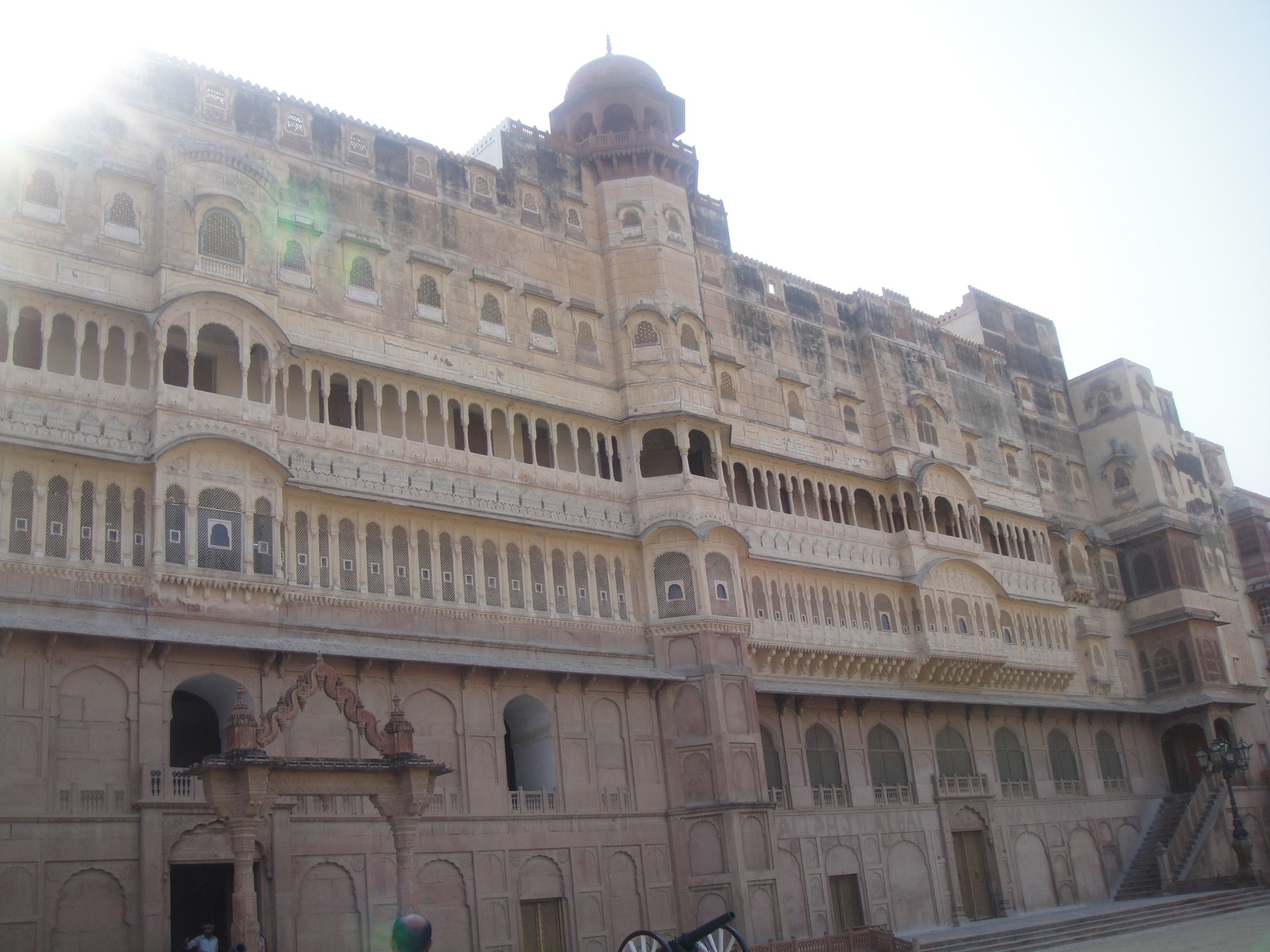 10 Days Jodhpur, Jaisalmer, Bikaner, Jaipur & Agra Tour + Guide