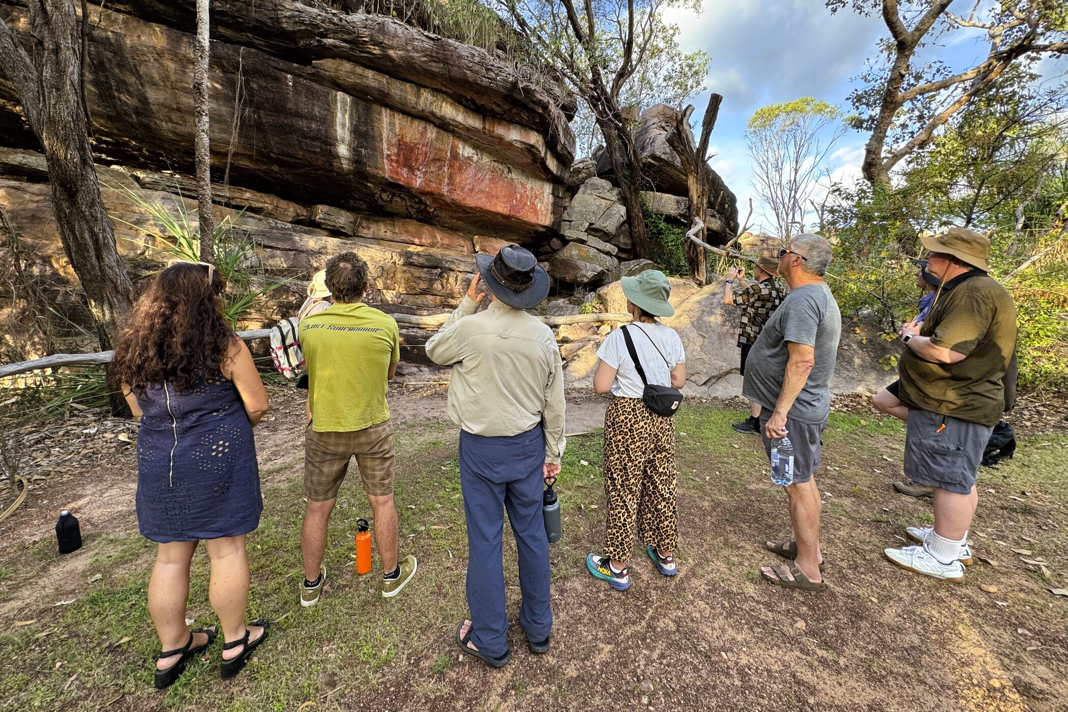 Ubirr Rok Art Gallery around the base walk