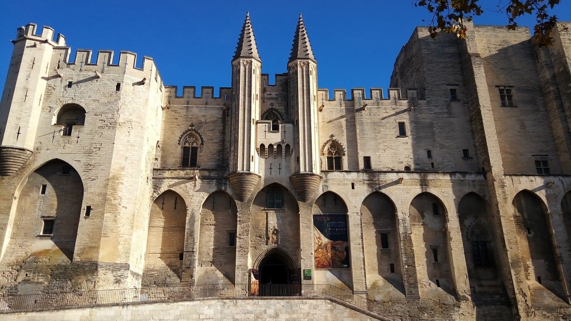 Chateauneuf du Pape wine tasting  Highlights of Avignon from Aix en