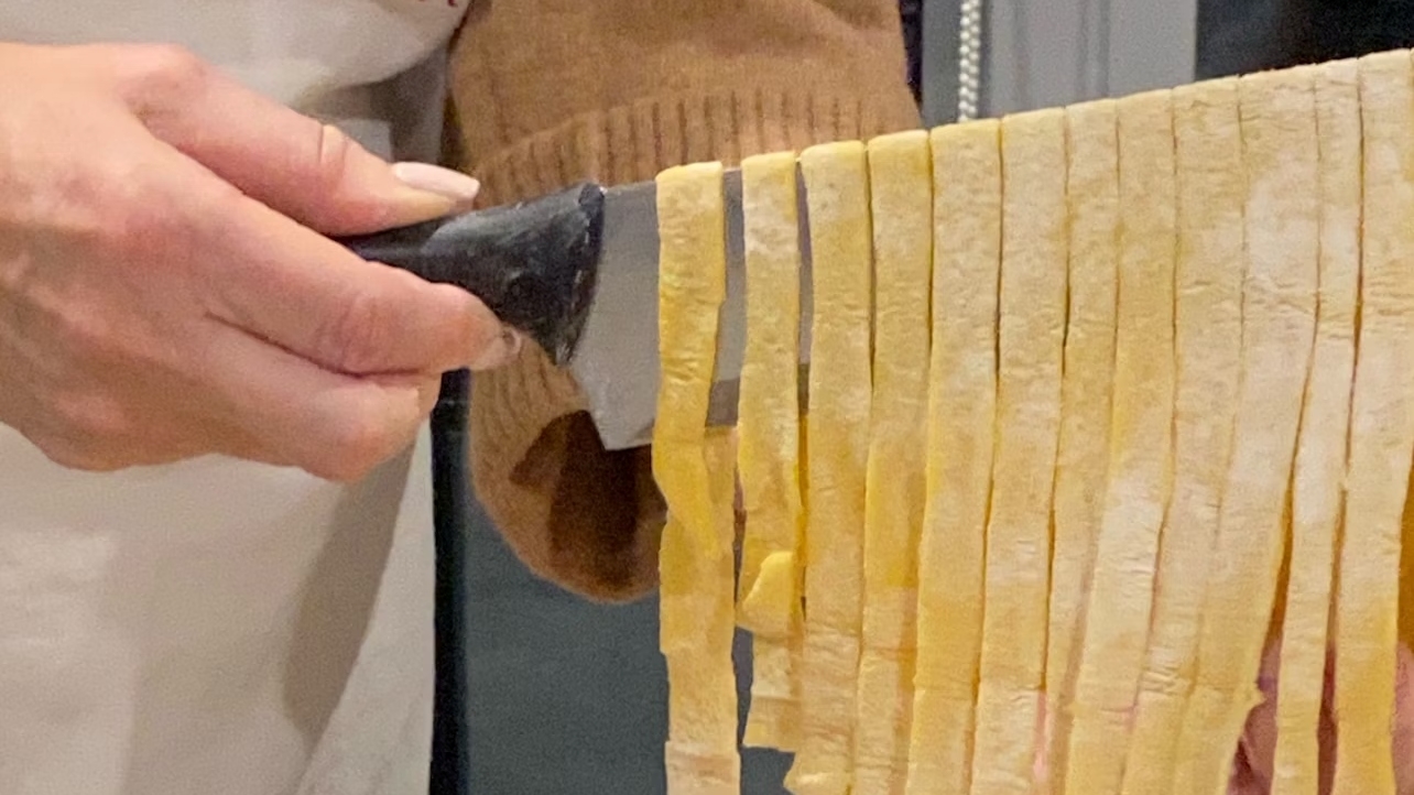 在羅馬學習製作意大利麵、餛飩和提拉米蘇