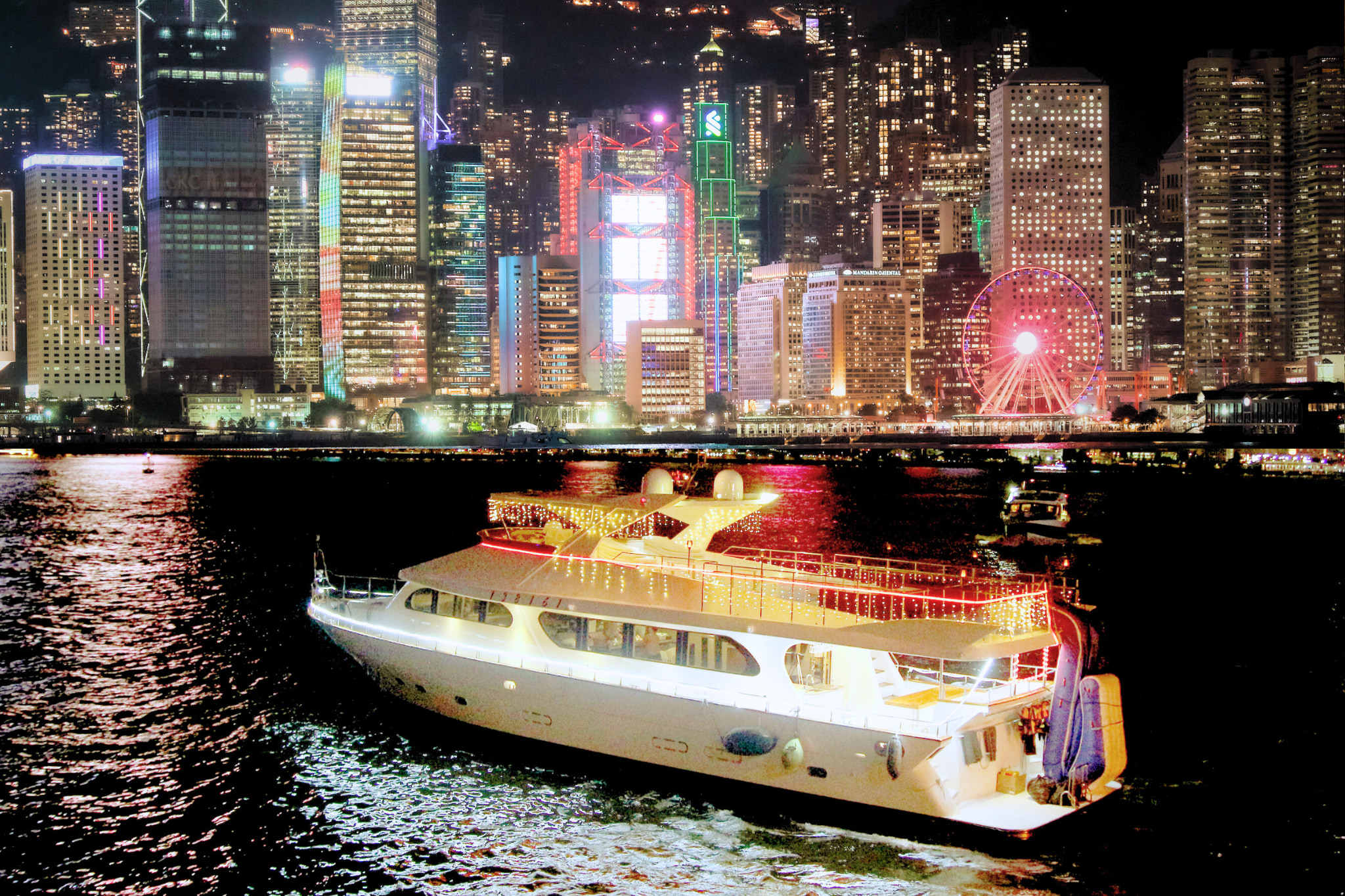 Victoria Harbour Night Cruise Fantasy Star Chaser (Includes Unlimited Snacks and Drinks + Photography)
