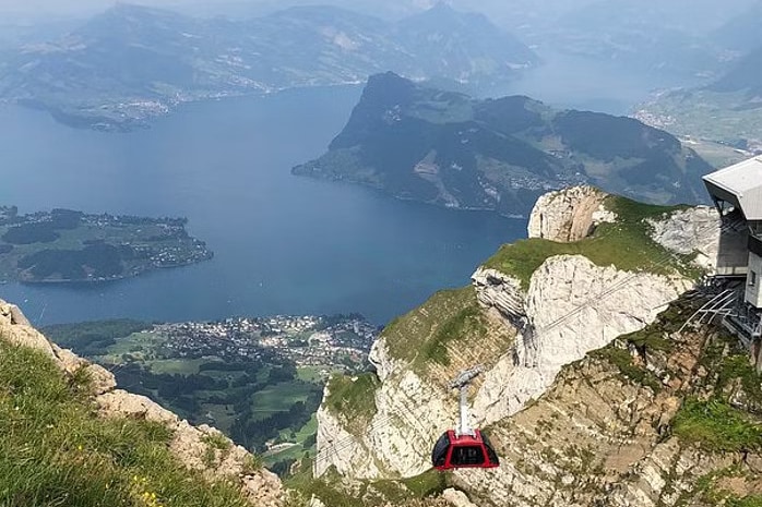 ルツェルン湖・ピラトゥス山 日帰りプライベートツアー（バーゼル発）