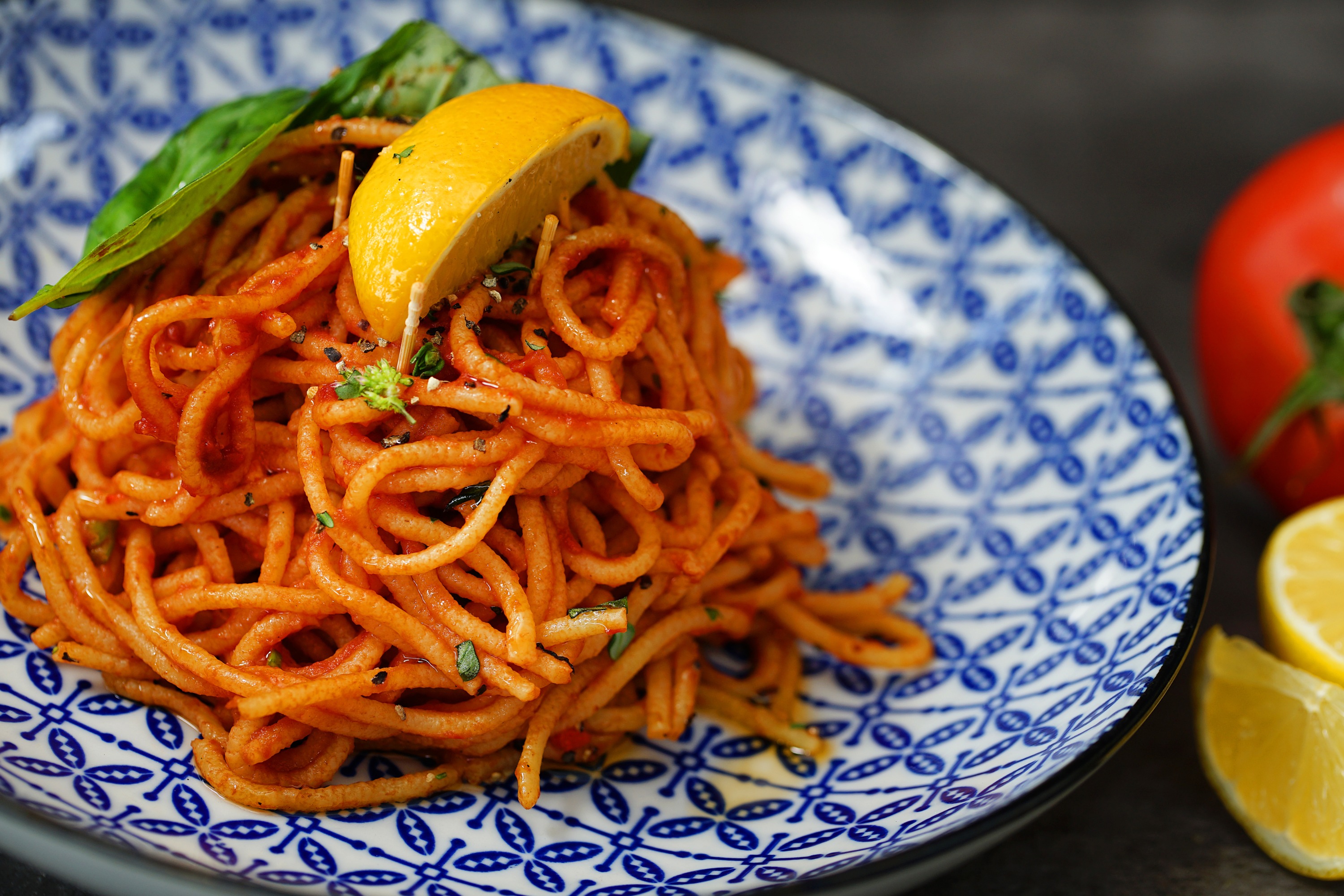 親手製作新鮮的自製番茄醬、新鮮義大利麵、肉醬，以及您的甜點！