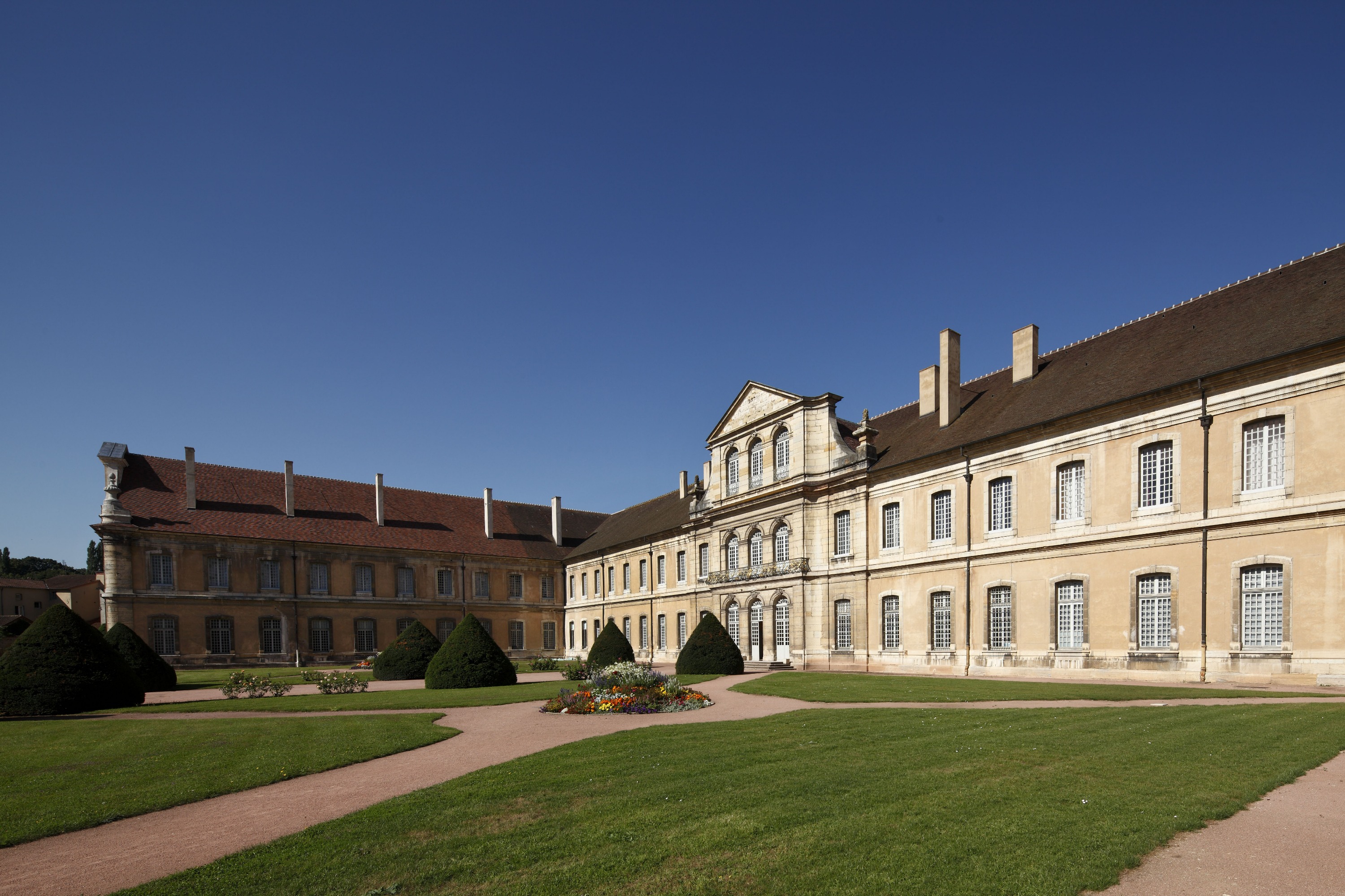 Abbaye de Cluny Ticket in France