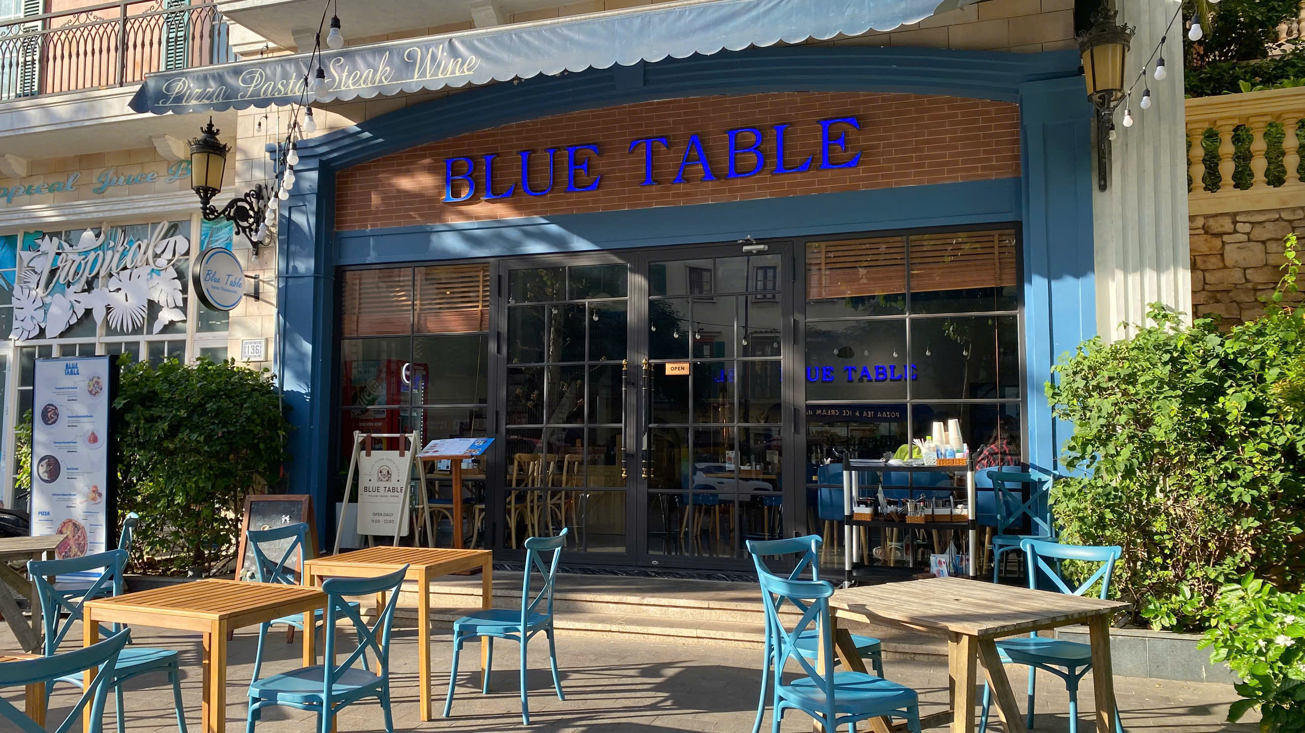Phu Quoc Blue Table: DIning Experience at Sunset Town 