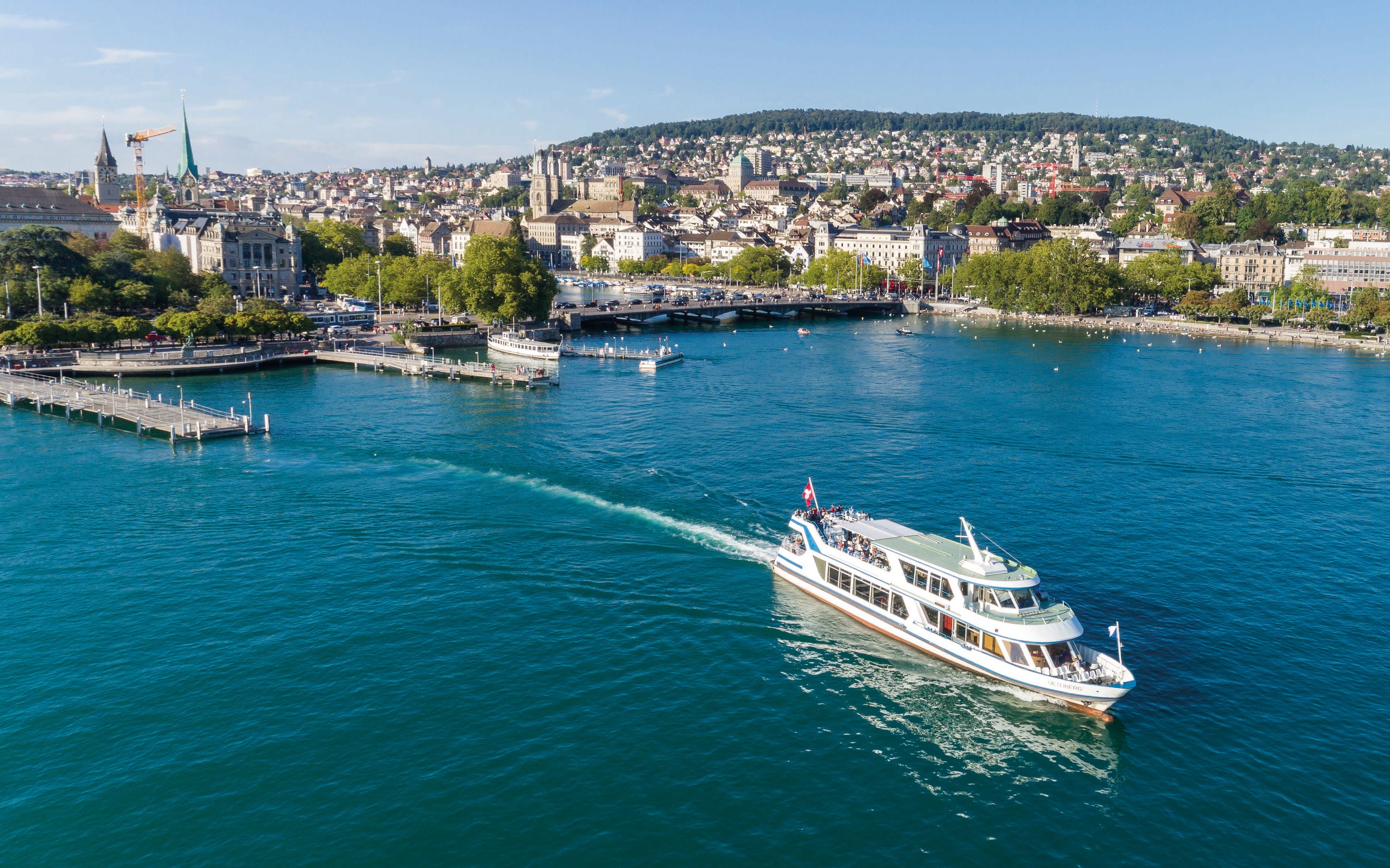 Zurich City Tour with Lake Cruise + Optional FIFA Museum Admission