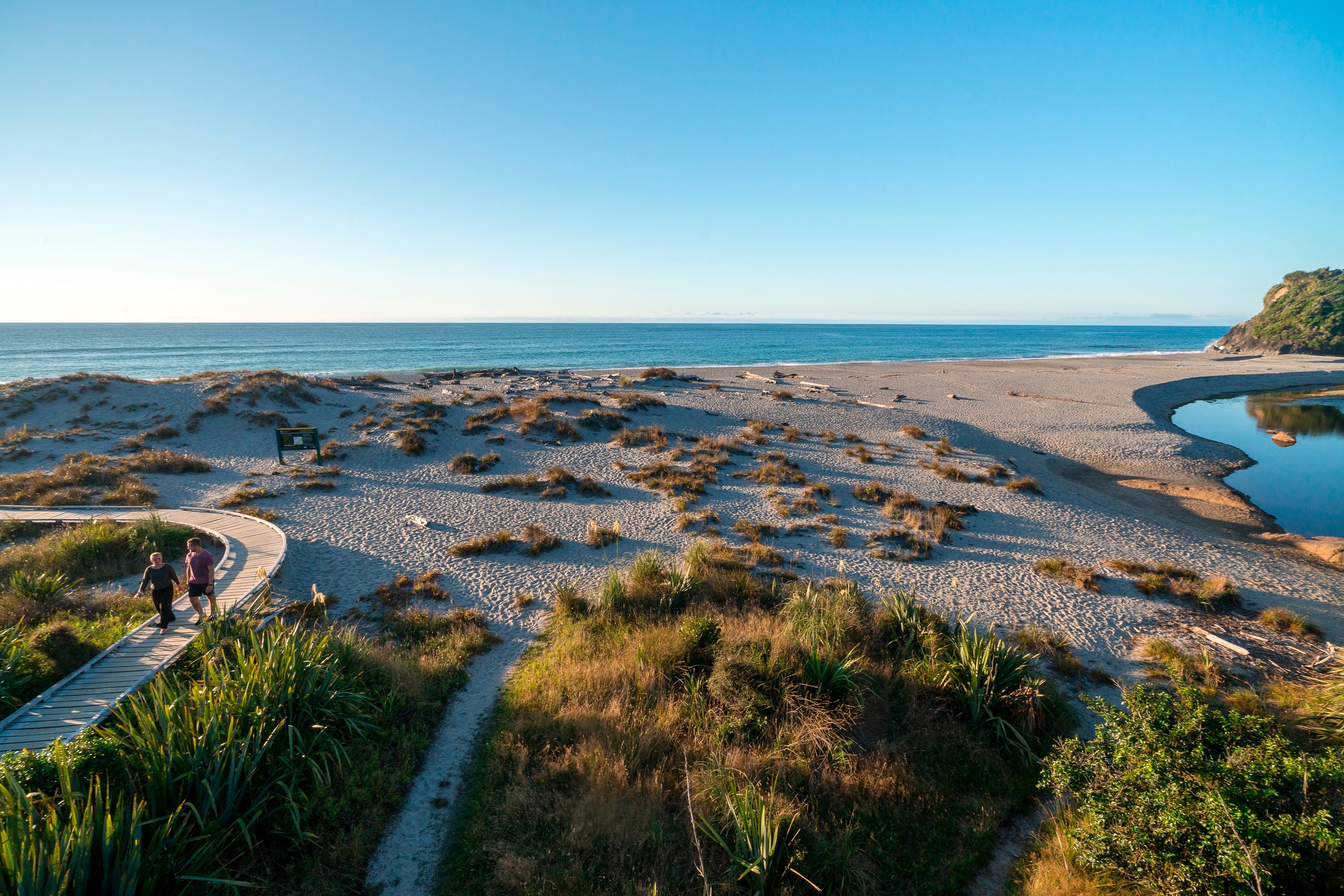 Christchurch to Queenstown via Franz Josef Day Tour