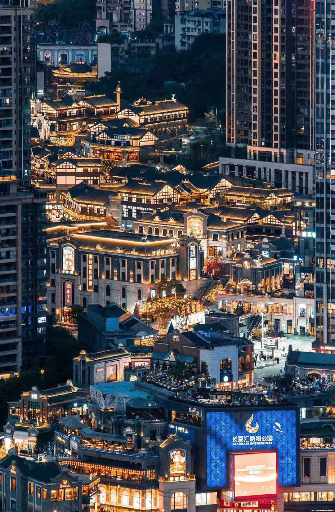 重慶天空之城 俯瞰8D魔幻都市•私家團半日遊（俯瞰蘇家壩立交+南濱路鐘樓+兩江遊船）