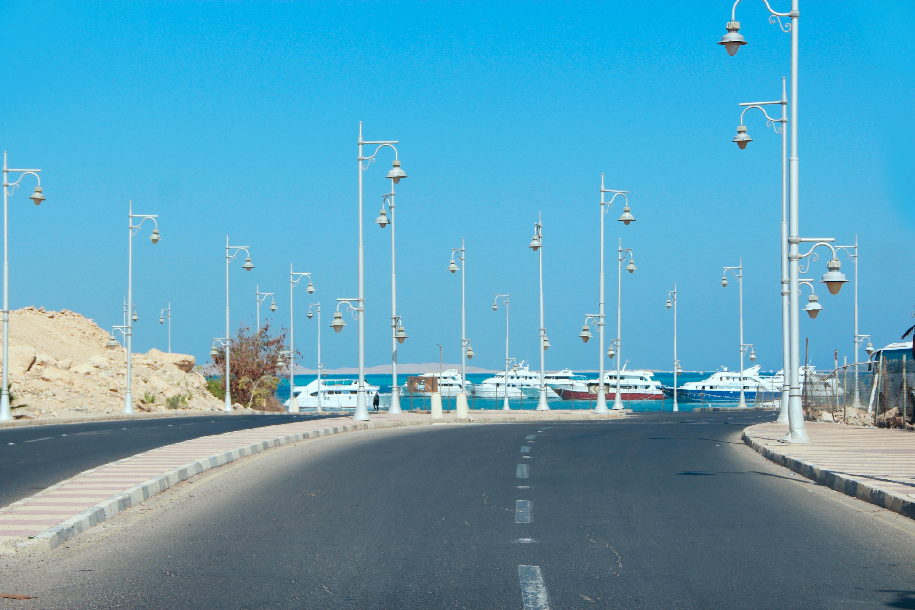 Hurghada City Highlights Tour with Shopping Stops 