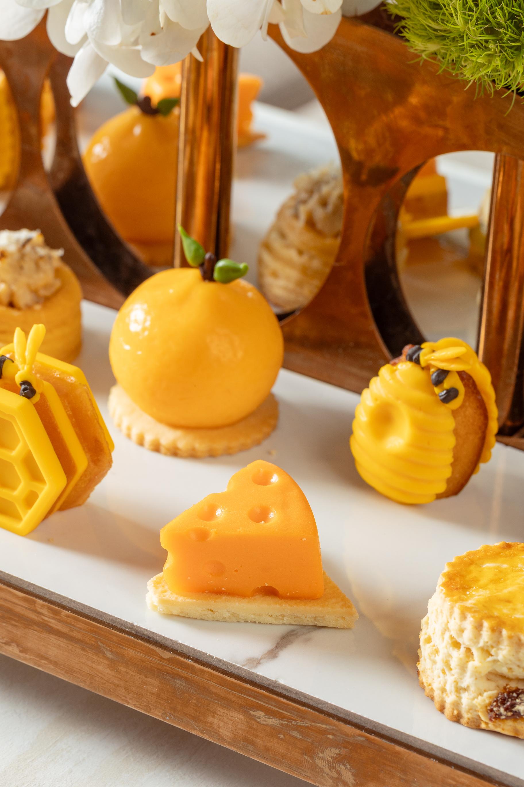 下午茶，曼谷素坤逸凱悦酒店 (Hyatt Regency Bangkok Sukhumvit) 大堂酒廊