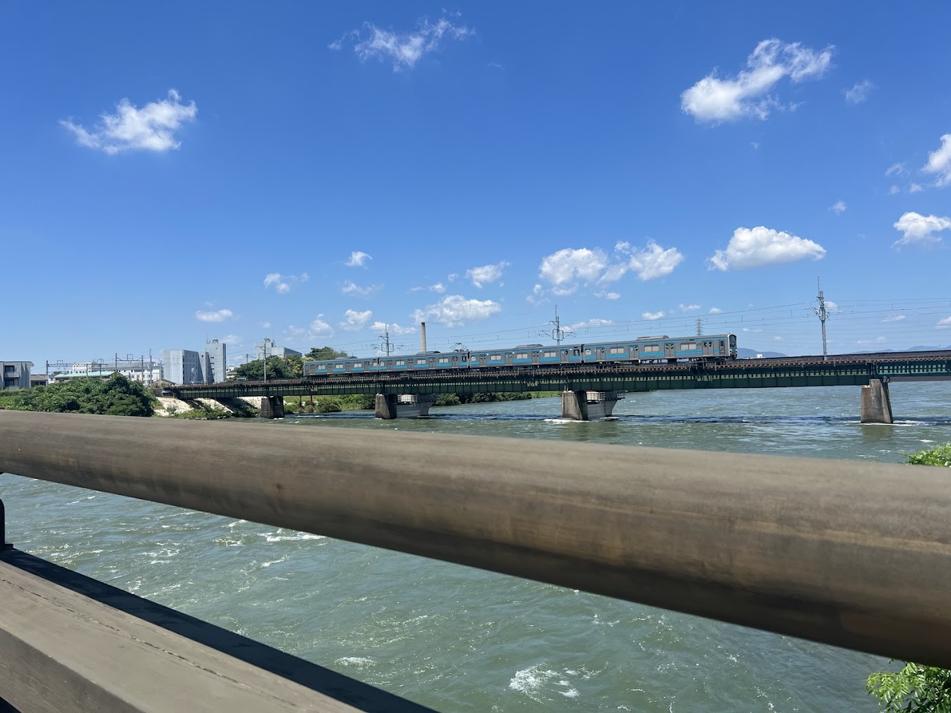 【京都&奈良&宇治一日遊】奈良公園萌鹿&伏見稻荷大社千本鳥居&世界文化遺產東大寺&平等院&宇治抹茶美食街&宇治川&宇治公園&朝霧橋一日遊