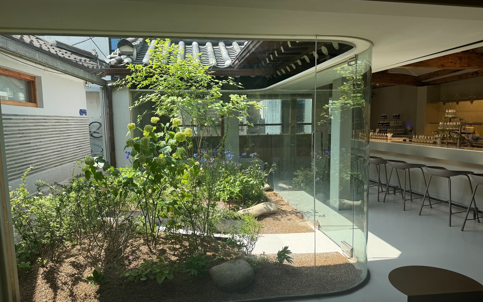 Perfume & Memories: Create Your Own Scent in a Traditional Hanok