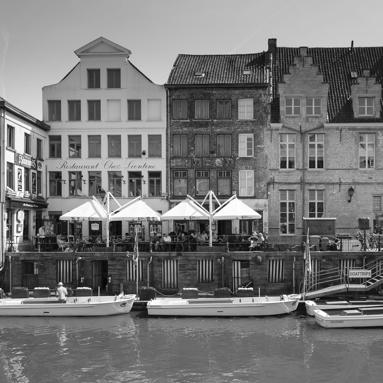 Rain or shine, enjoy a guided boat tour through Ghent’s fascinating medieval heritage