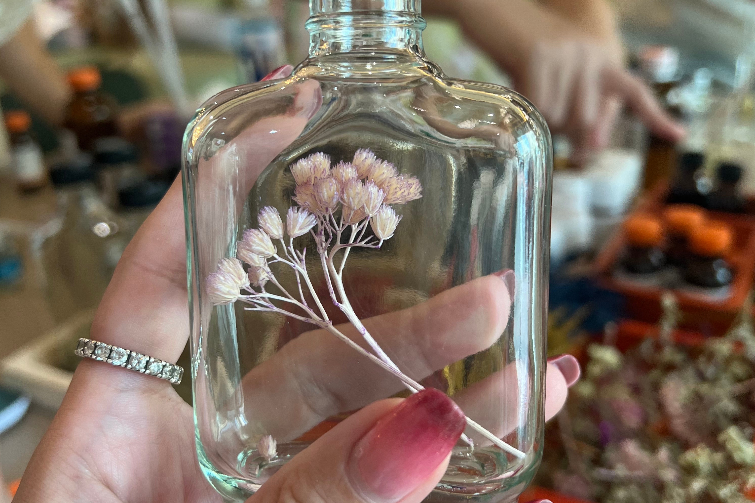 曼谷傳統泰式草藥鼻通（Yadom）和香薰擴香器工作坊