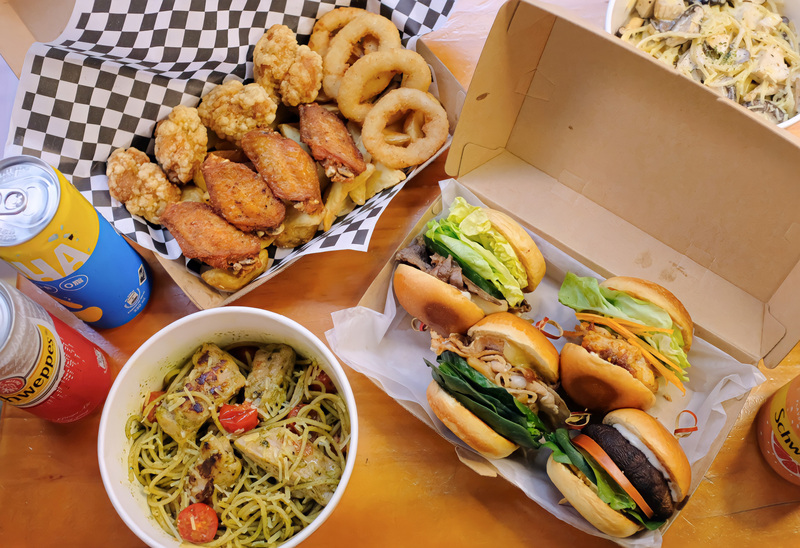 La Casa Burger & Pasta・High Quality Burger Catering | Exclusive Delivery Discount for Most Sets