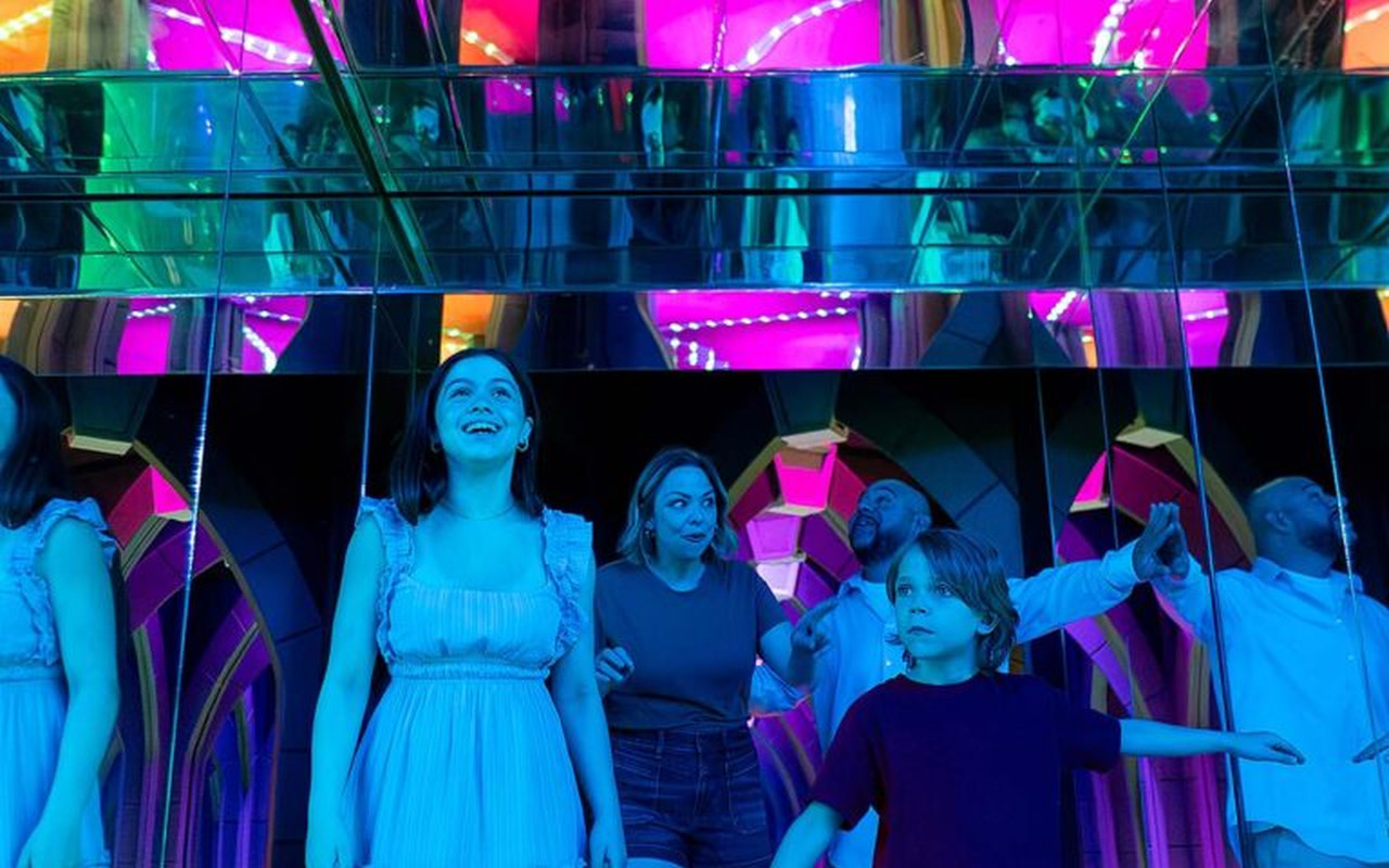 The Amazing Mirror Maze & All Escape Rooms Ticket San Antonio