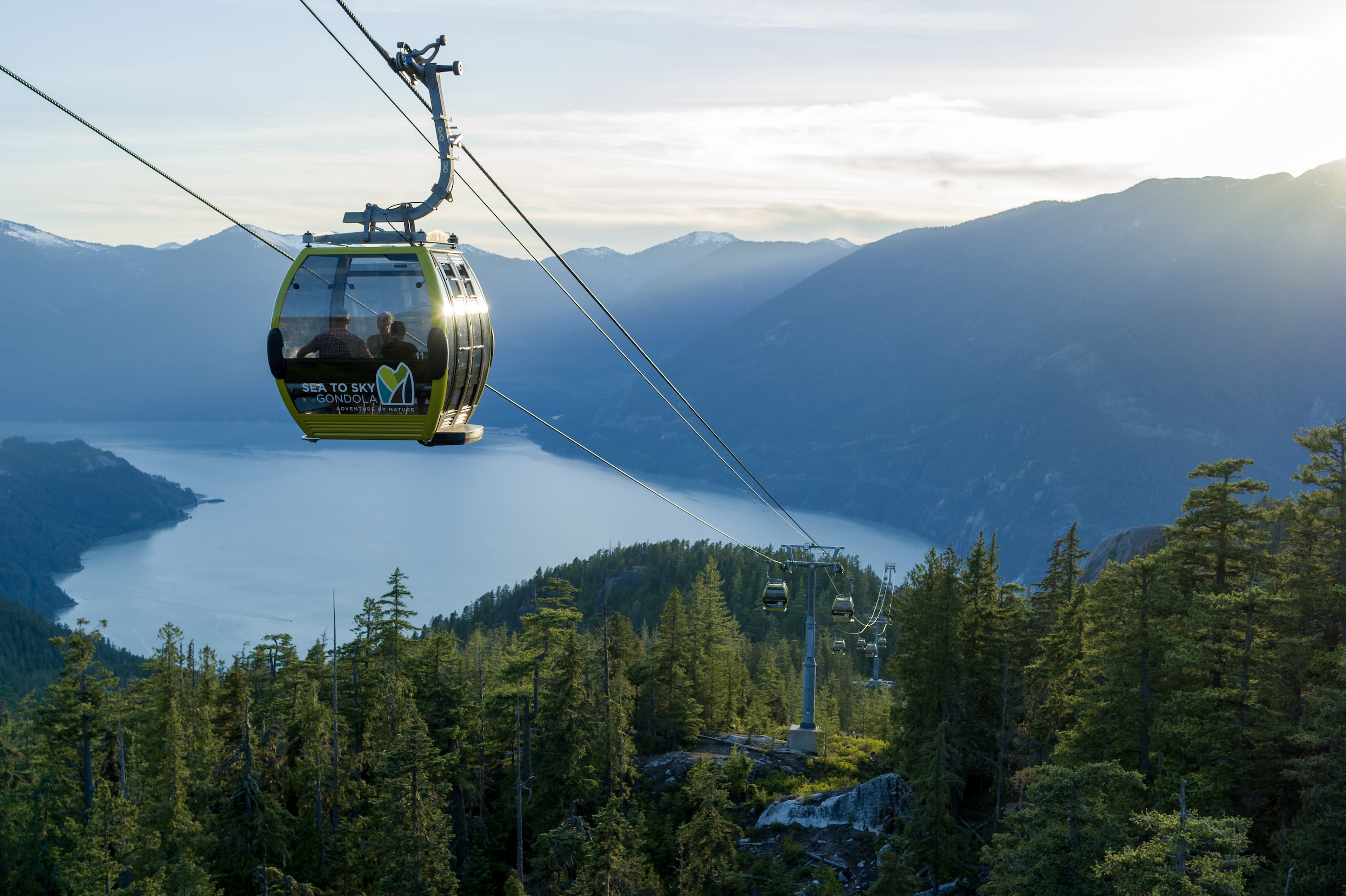 Vancouver Whistler & Sea to Sky Gondola Full-Day Guided Tour