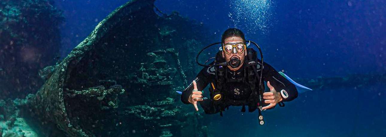 Scuba diving experience in Jeddah