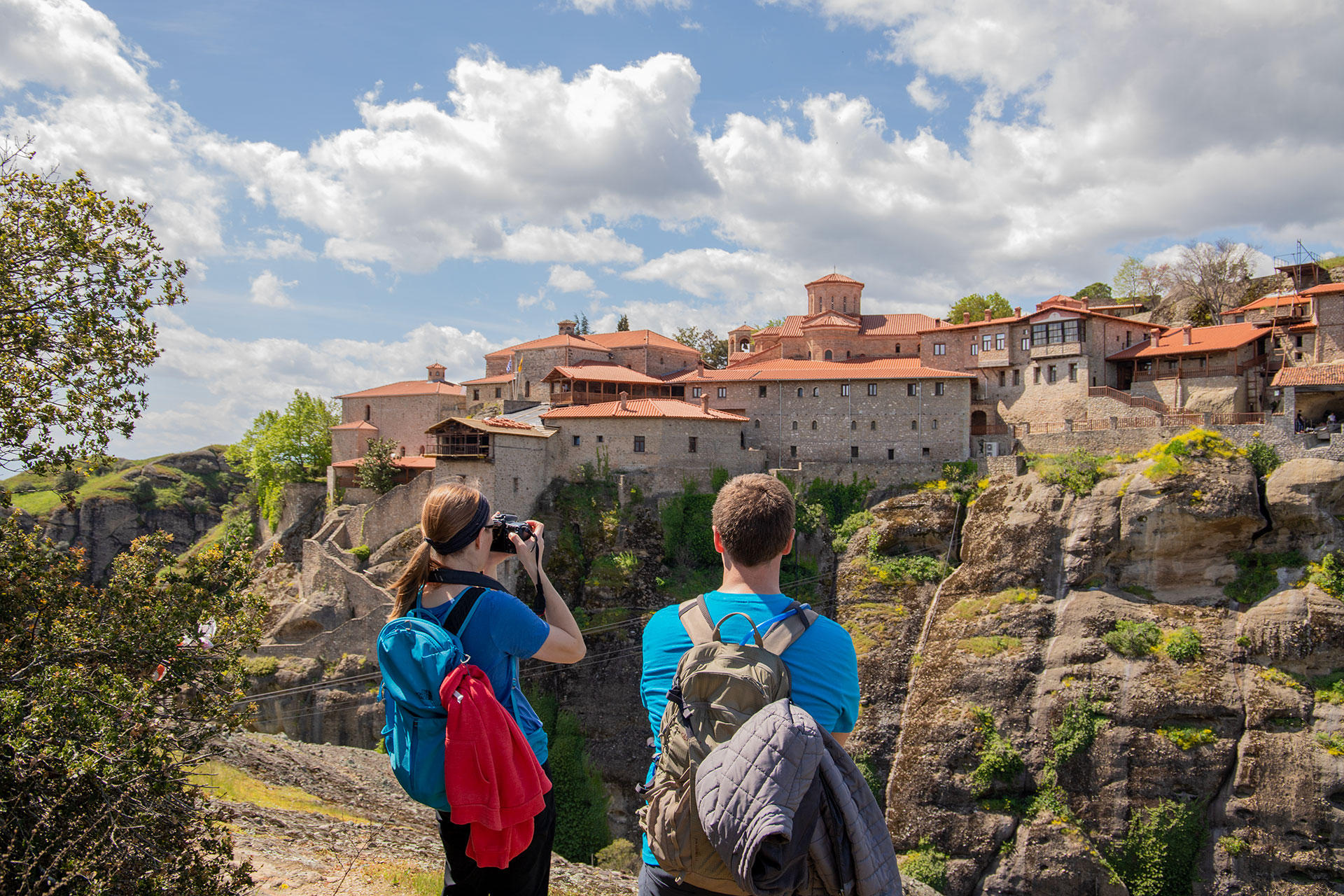 梅特歐拉（Meteora）健行遊，從卡拉巴卡或卡斯特拉奇出發，並參觀修 monastery