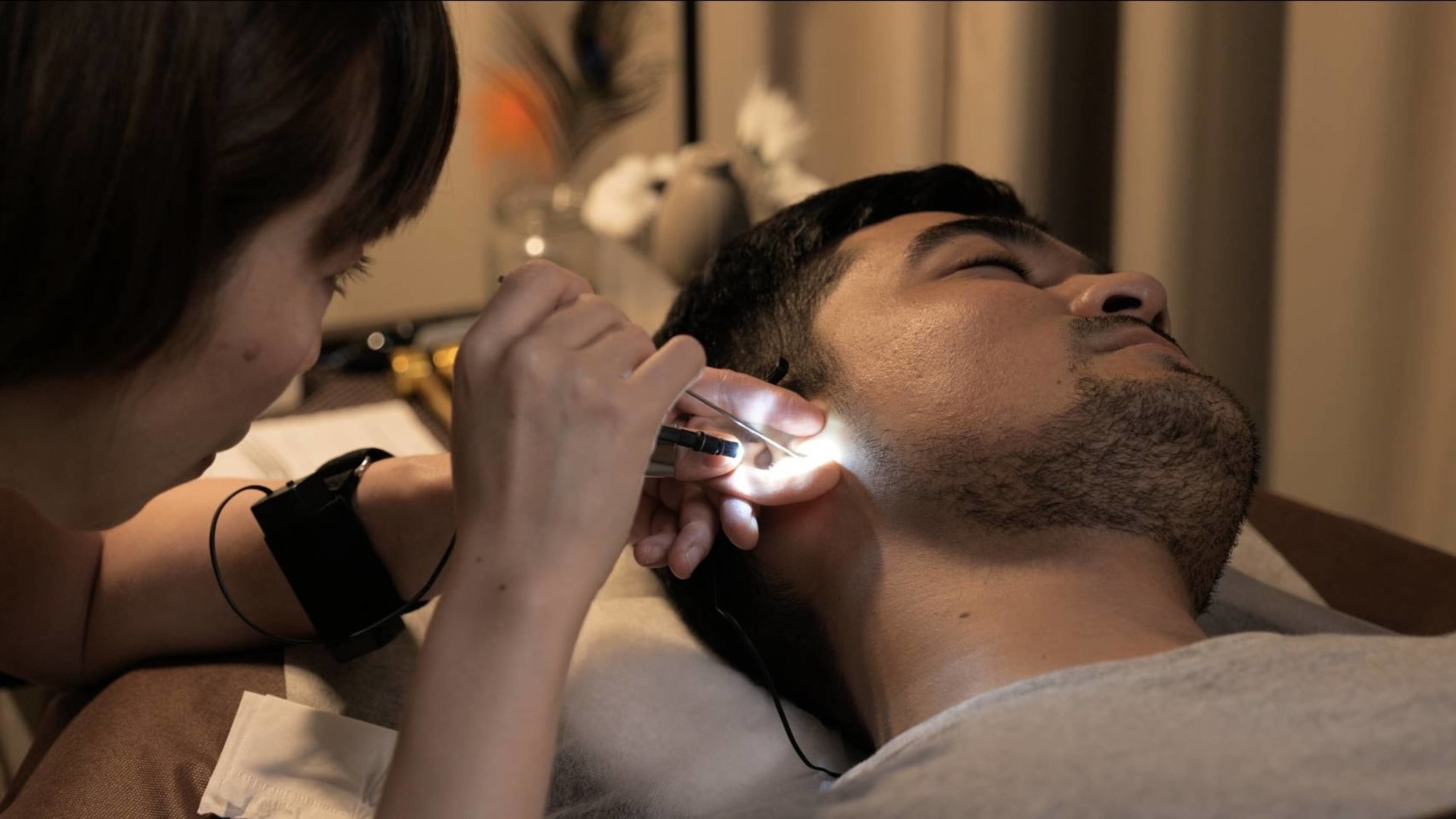 Tokyo: Authentic Japanese Ear Cleaning & Relaxation Experience