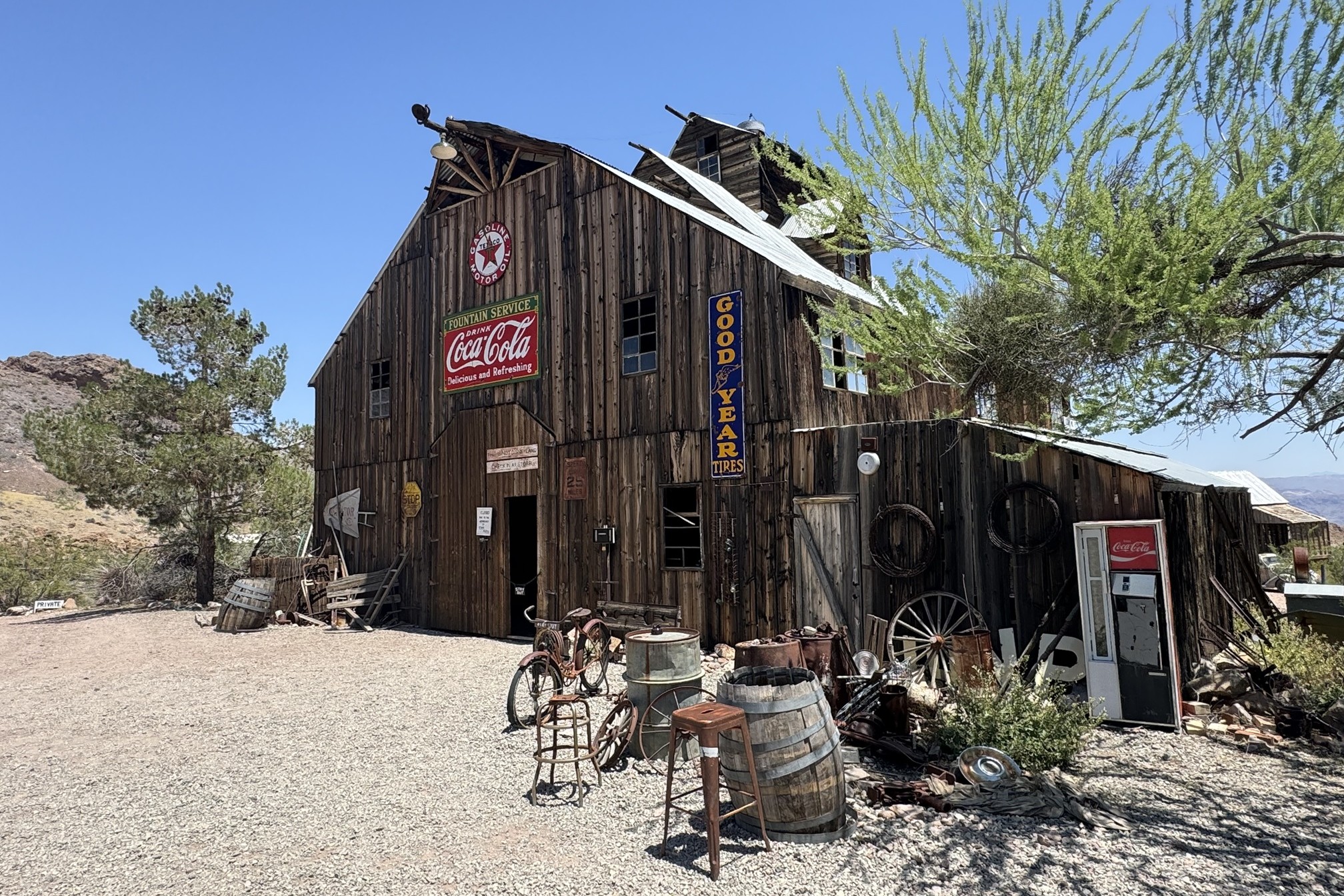 The town’s antique charm and the mine’s eerie quiet make it a unique destination for history buffs