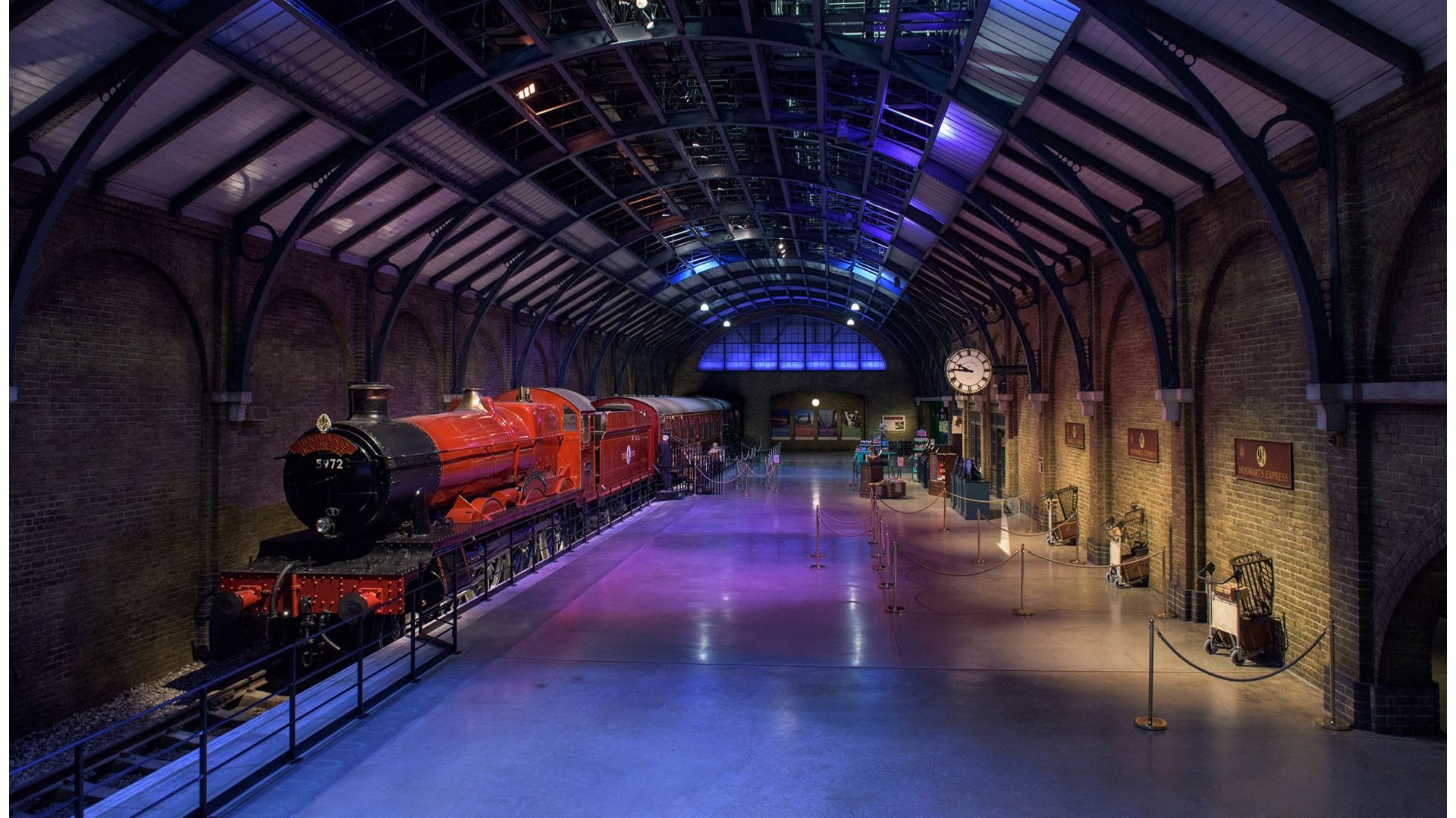 Warner Bros. Studio Tour London with Return Transportations