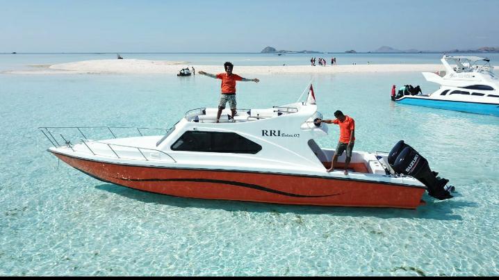 Half Day Speedboat Tour from Labuan Bajo