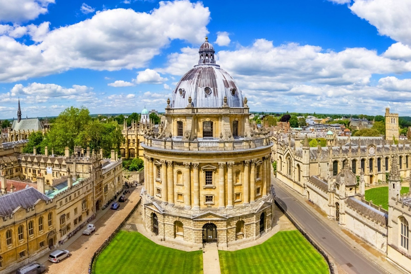 Oxford and Cambridge Universities Tour from London