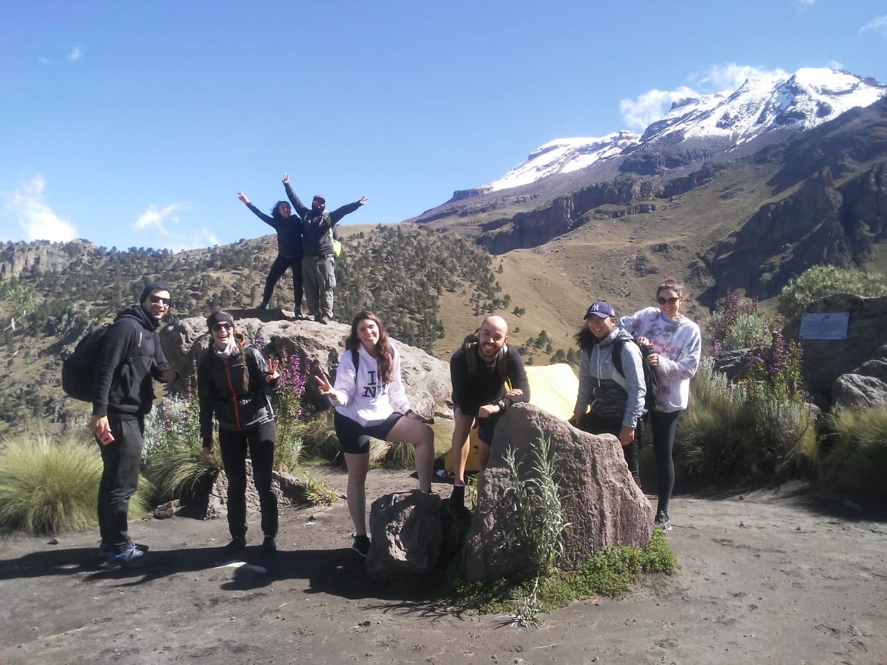 Iztaccihuatl Volcano Hike with an Alpinist