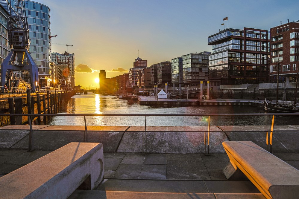 Speicherstadt and HafenCity Walking Tour